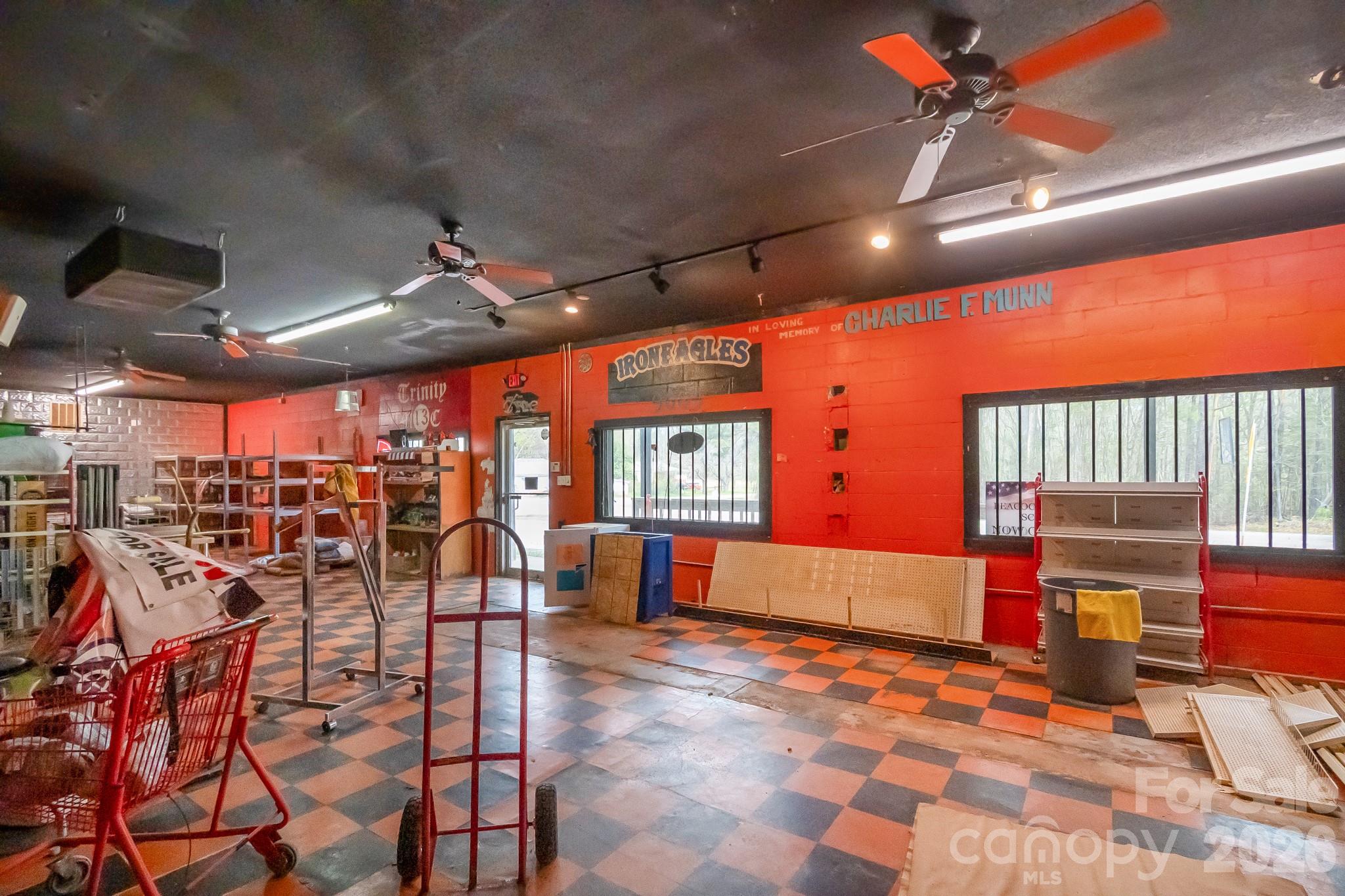 5400 Cedar Creek Road — Heath Springs