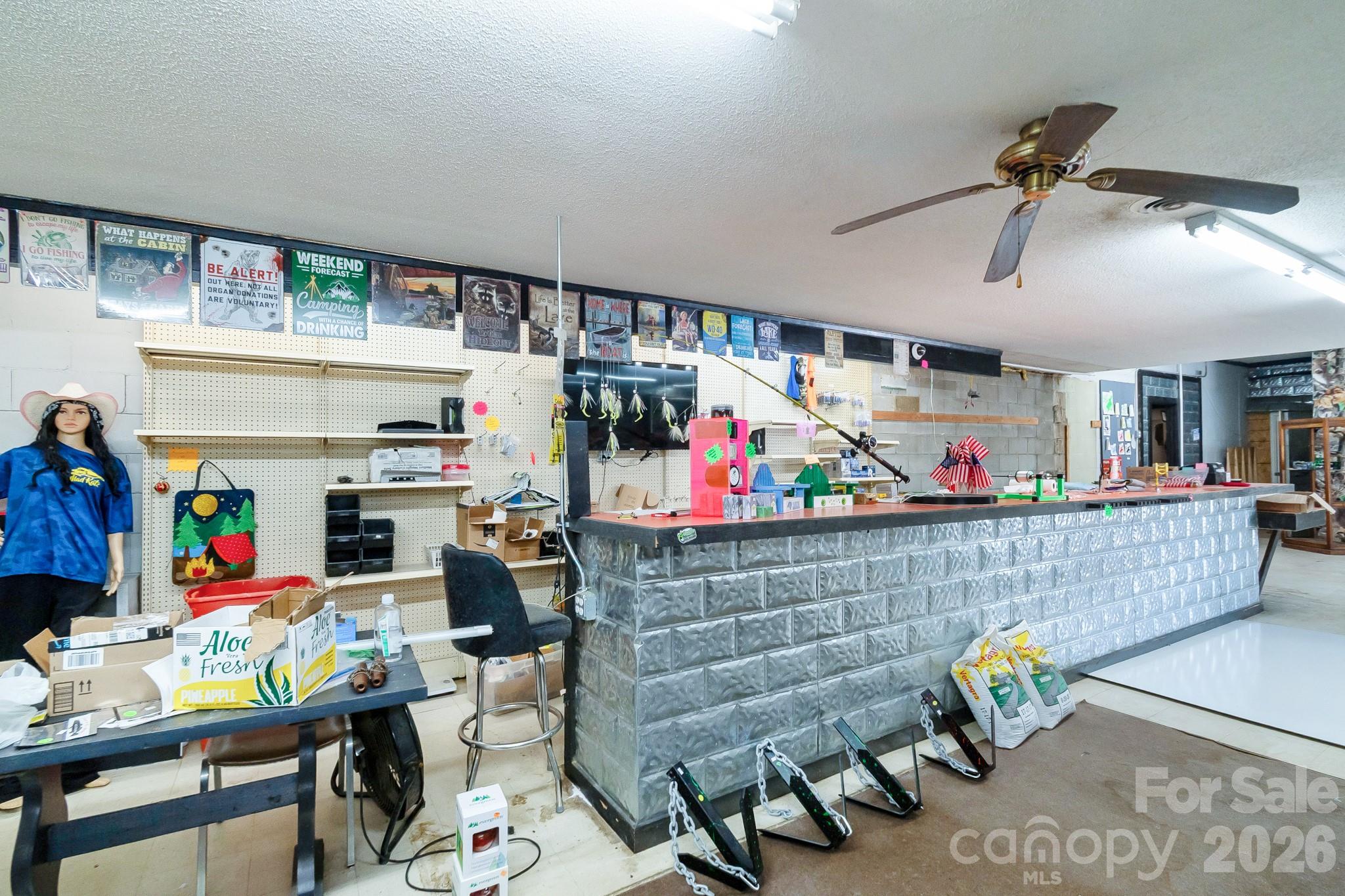 5400 Cedar Creek Road — Heath Springs