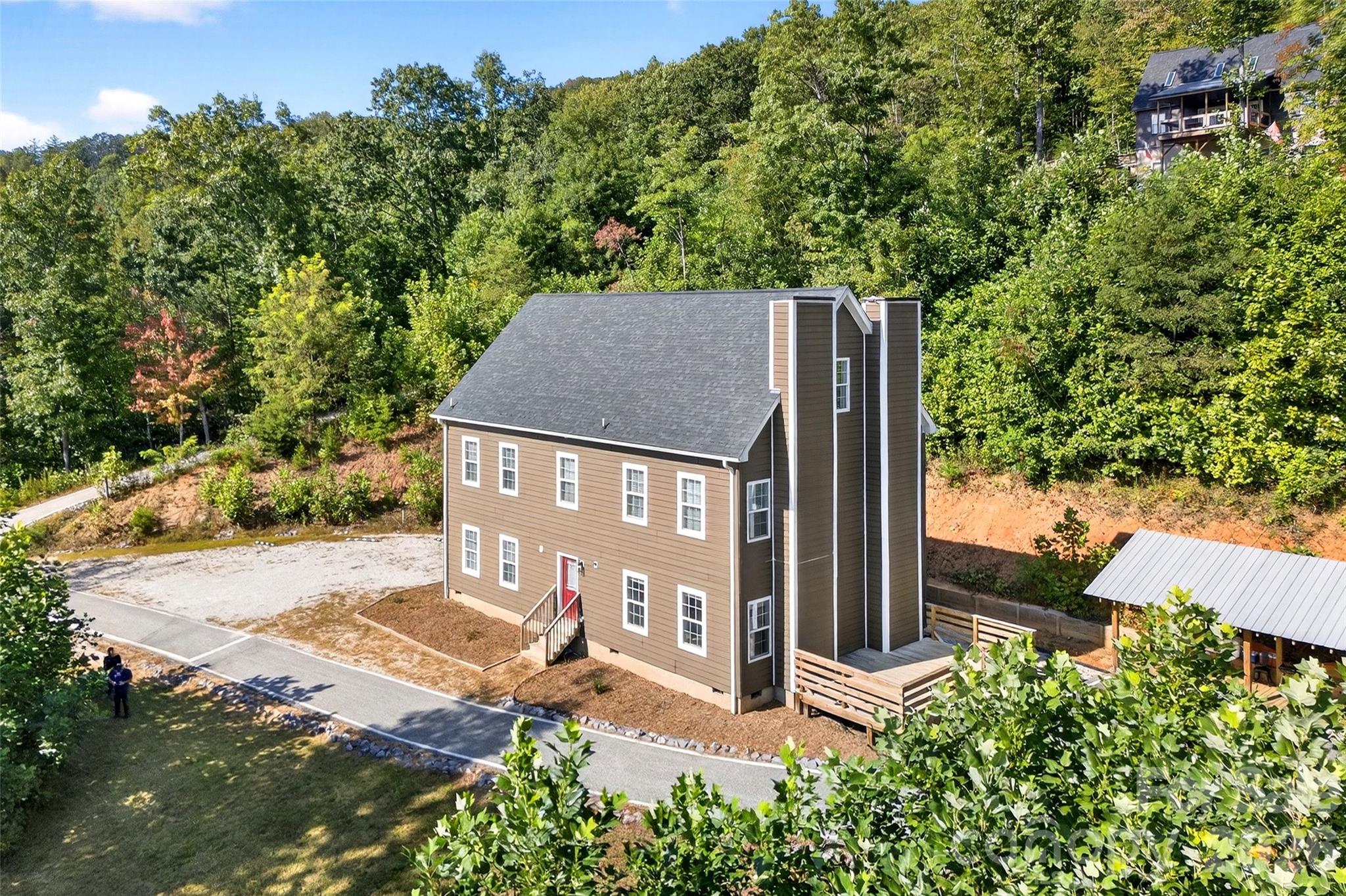 8026 Buck Creek Road — Marion