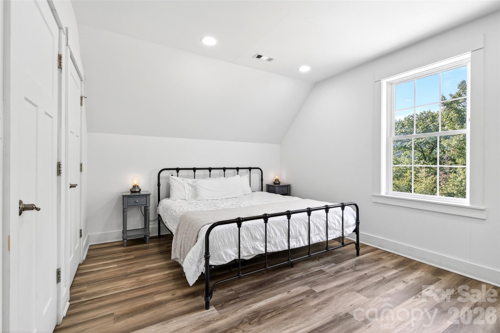 8026 Buck Creek Road — Marion