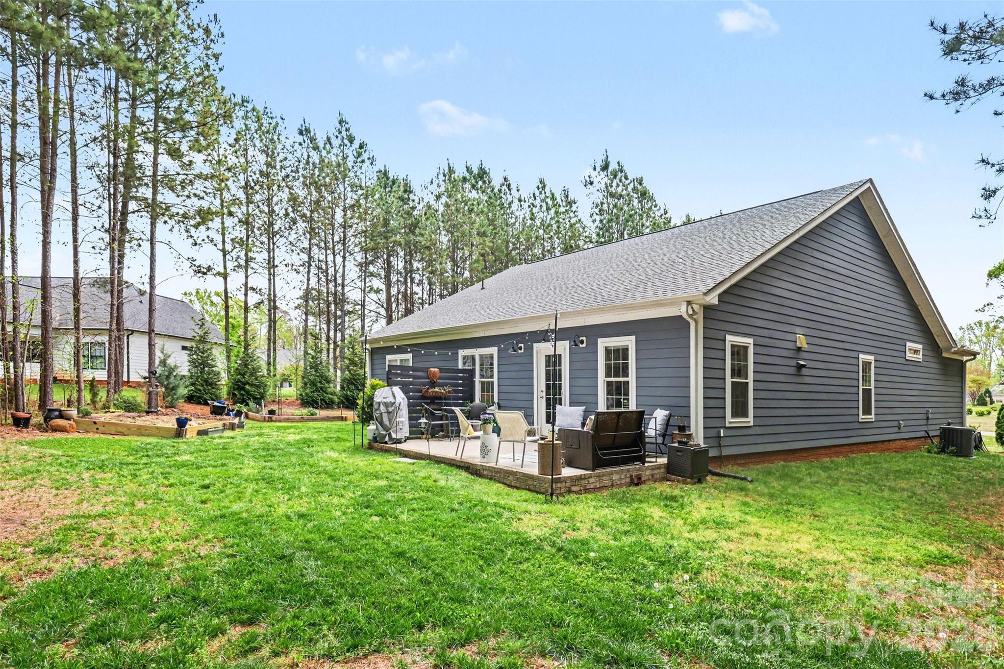 820 Sunset Pointe Drive — Salisbury