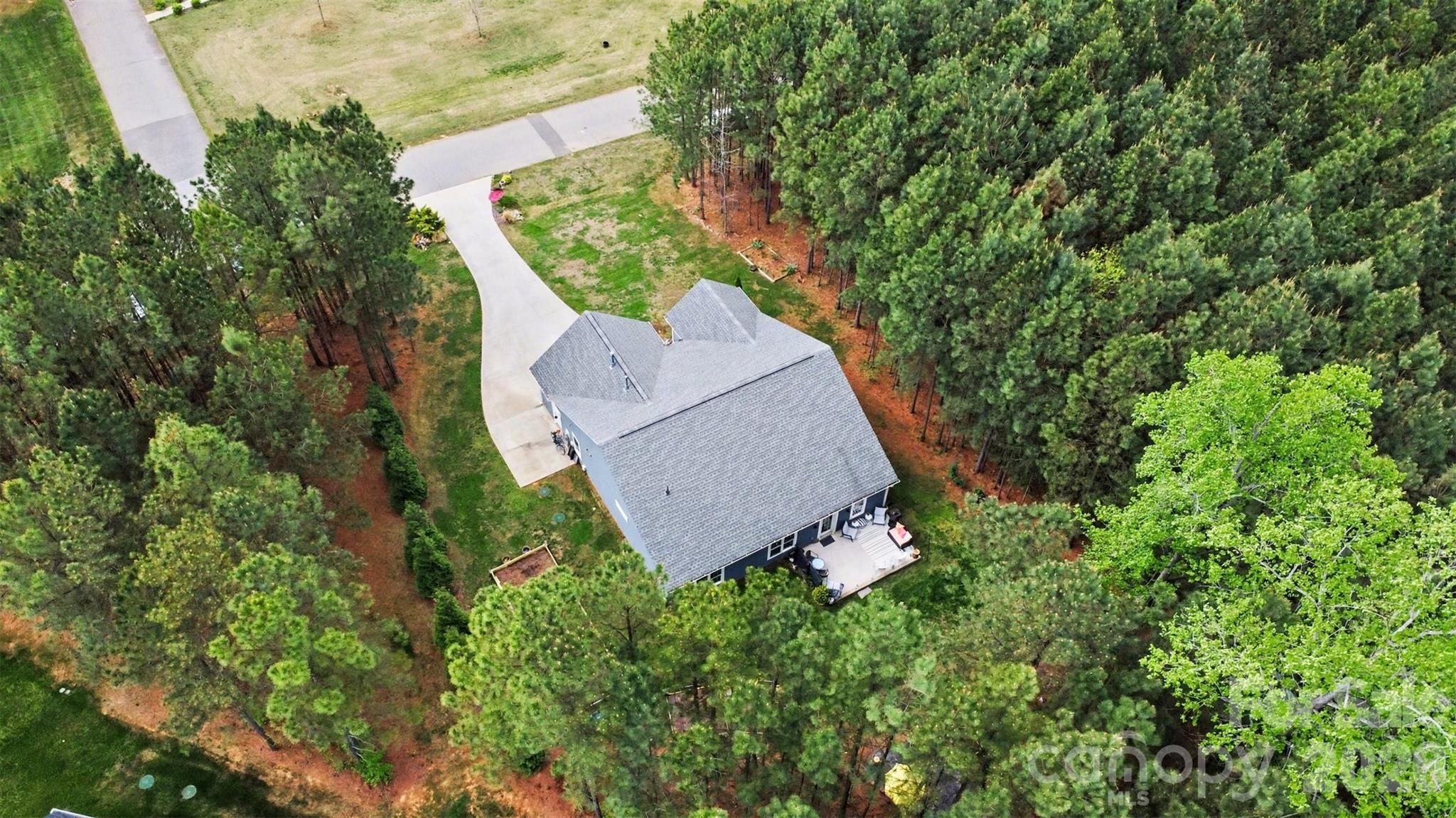 820 Sunset Pointe Drive — Salisbury