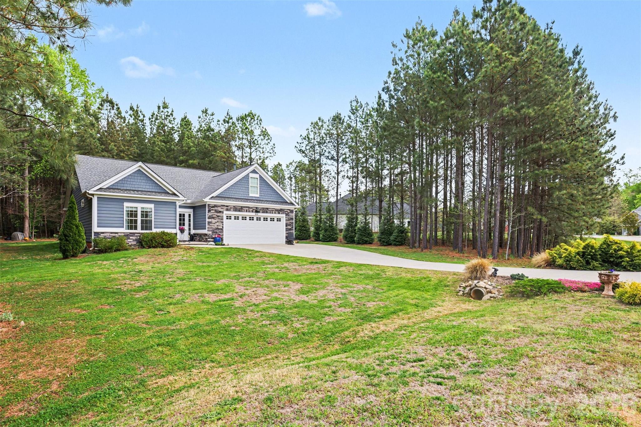 820 Sunset Pointe Drive — Salisbury