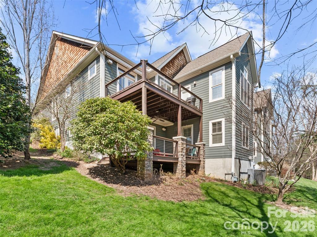 22 S Kaufman Stone Way — Biltmore Lake