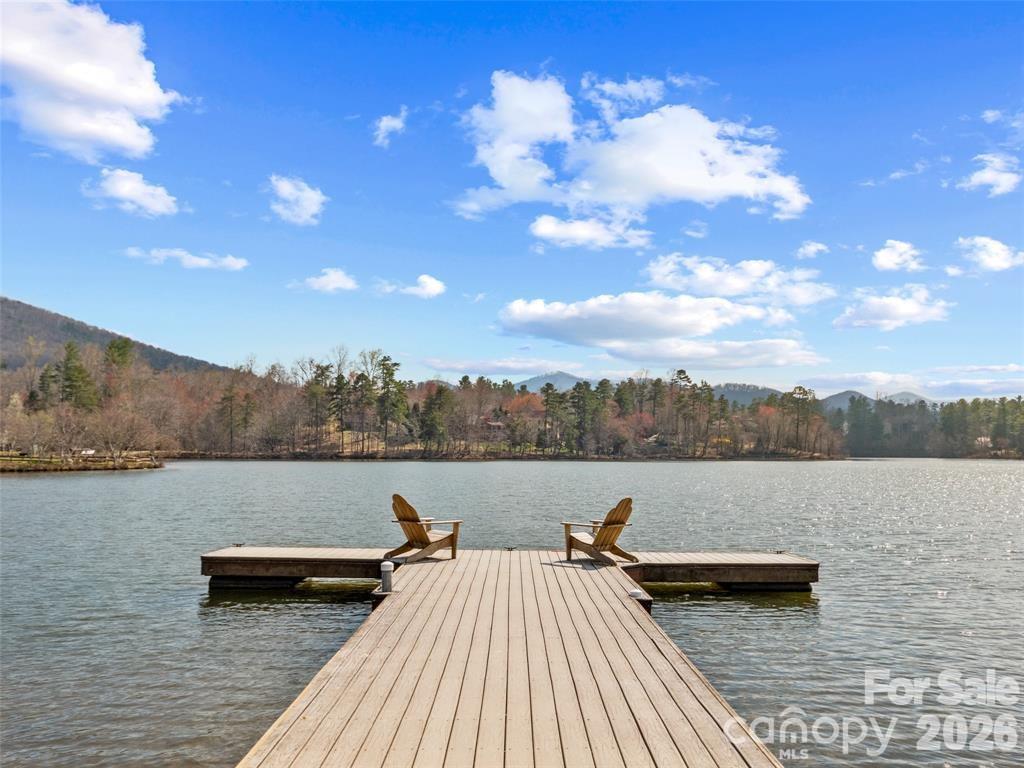 22 S Kaufman Stone Way — Biltmore Lake