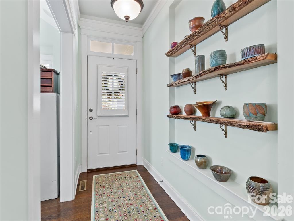 22 S Kaufman Stone Way — Biltmore Lake