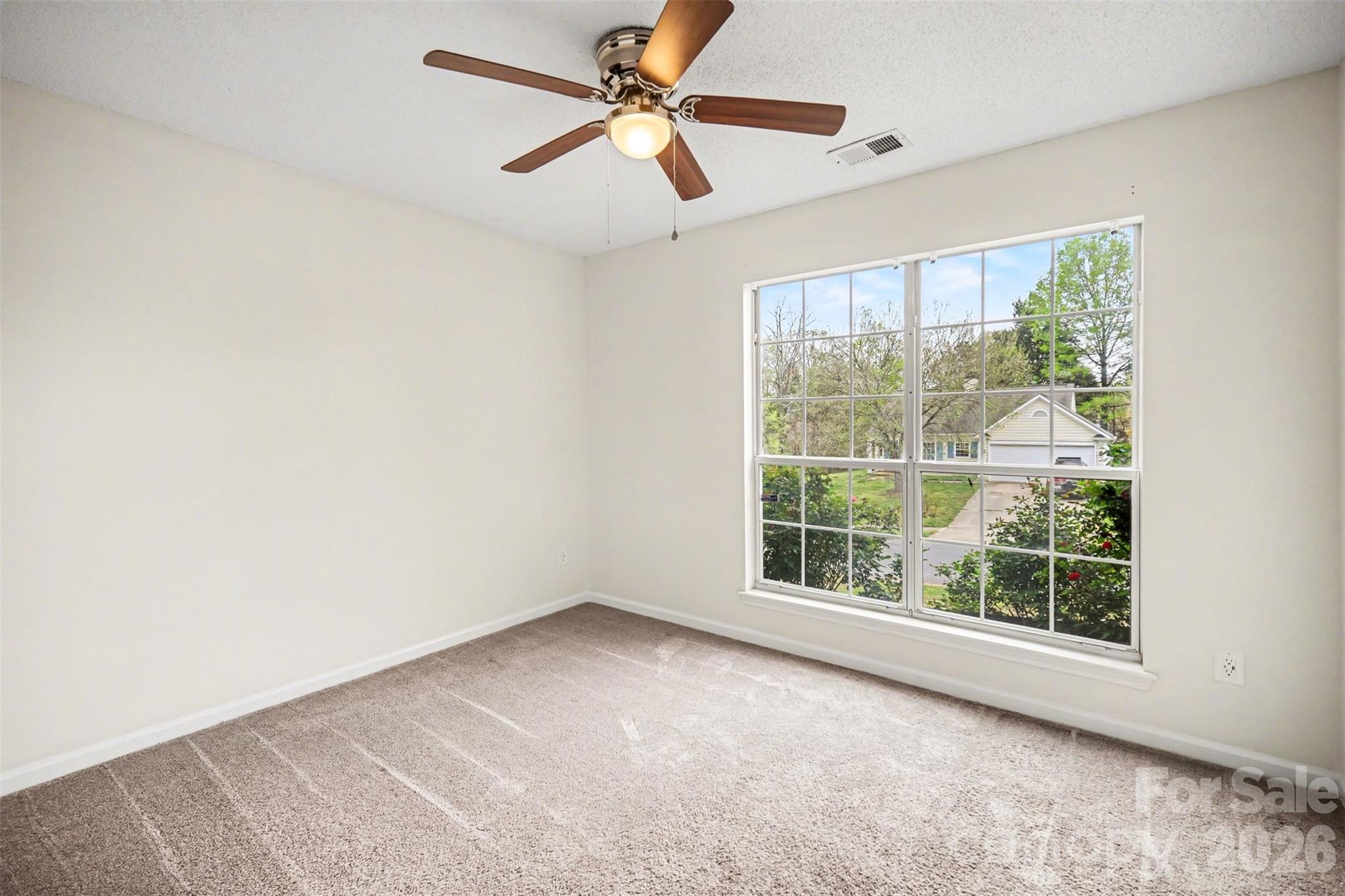 5806 Pennycross Lane — Charlotte