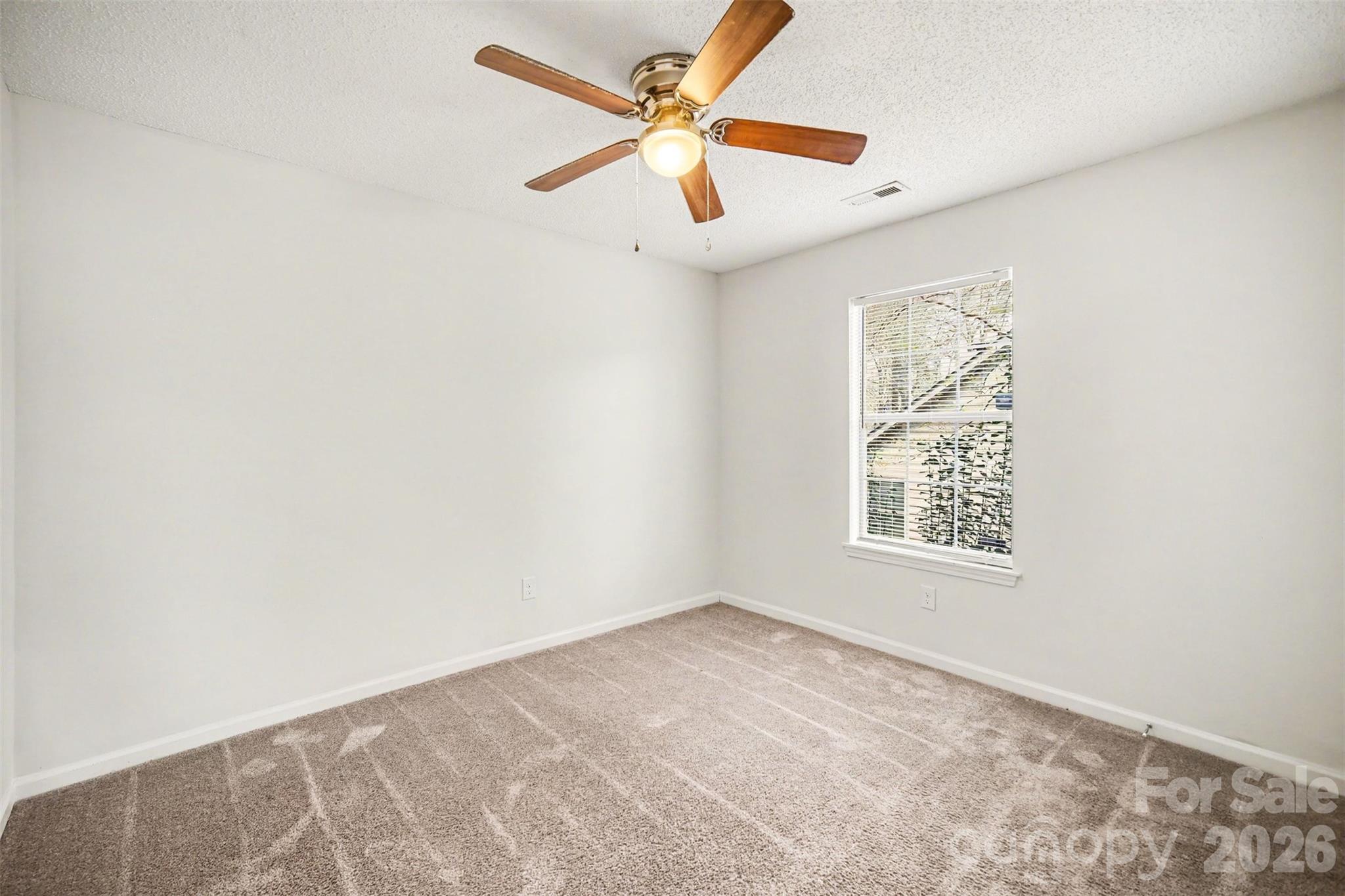 5806 Pennycross Lane — Charlotte