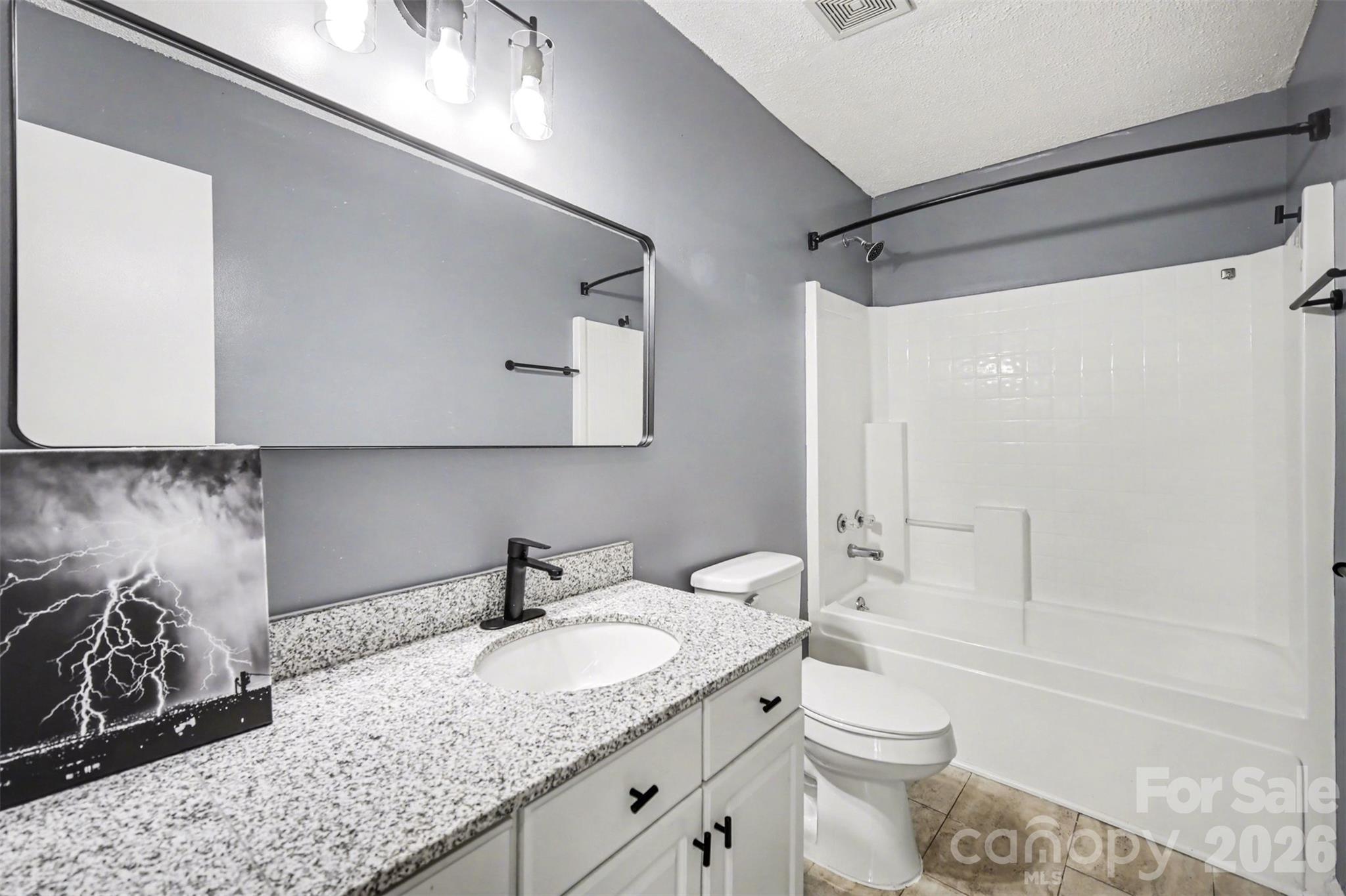 5806 Pennycross Lane — Charlotte