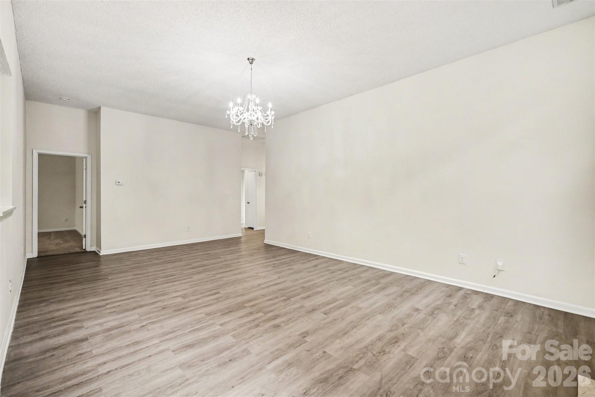 5806 Pennycross Lane — Charlotte