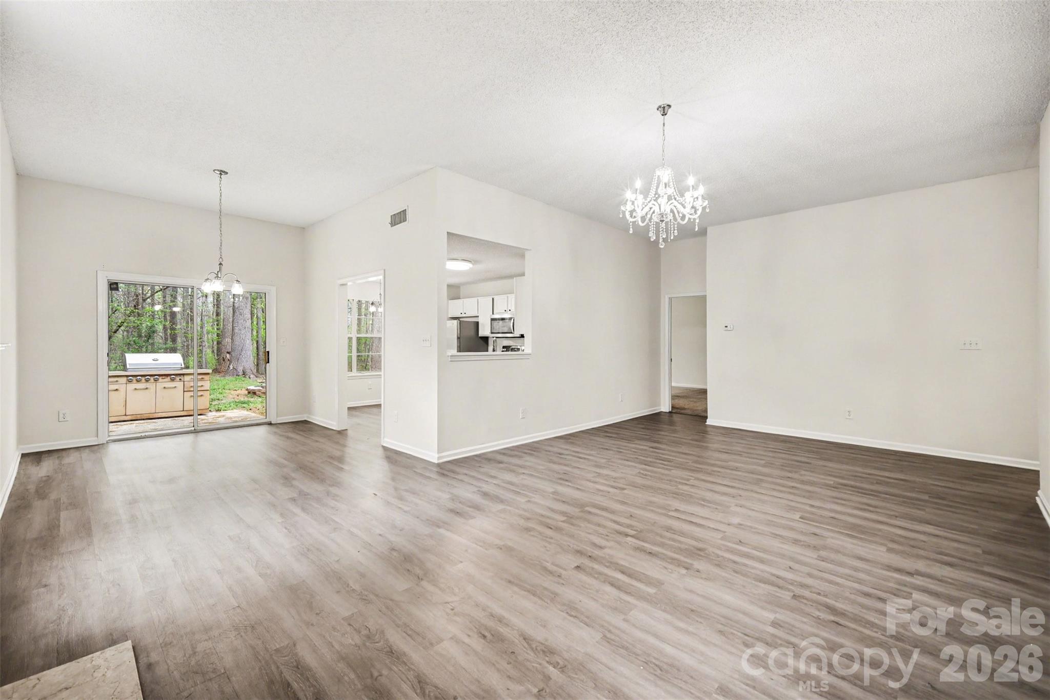 5806 Pennycross Lane — Charlotte