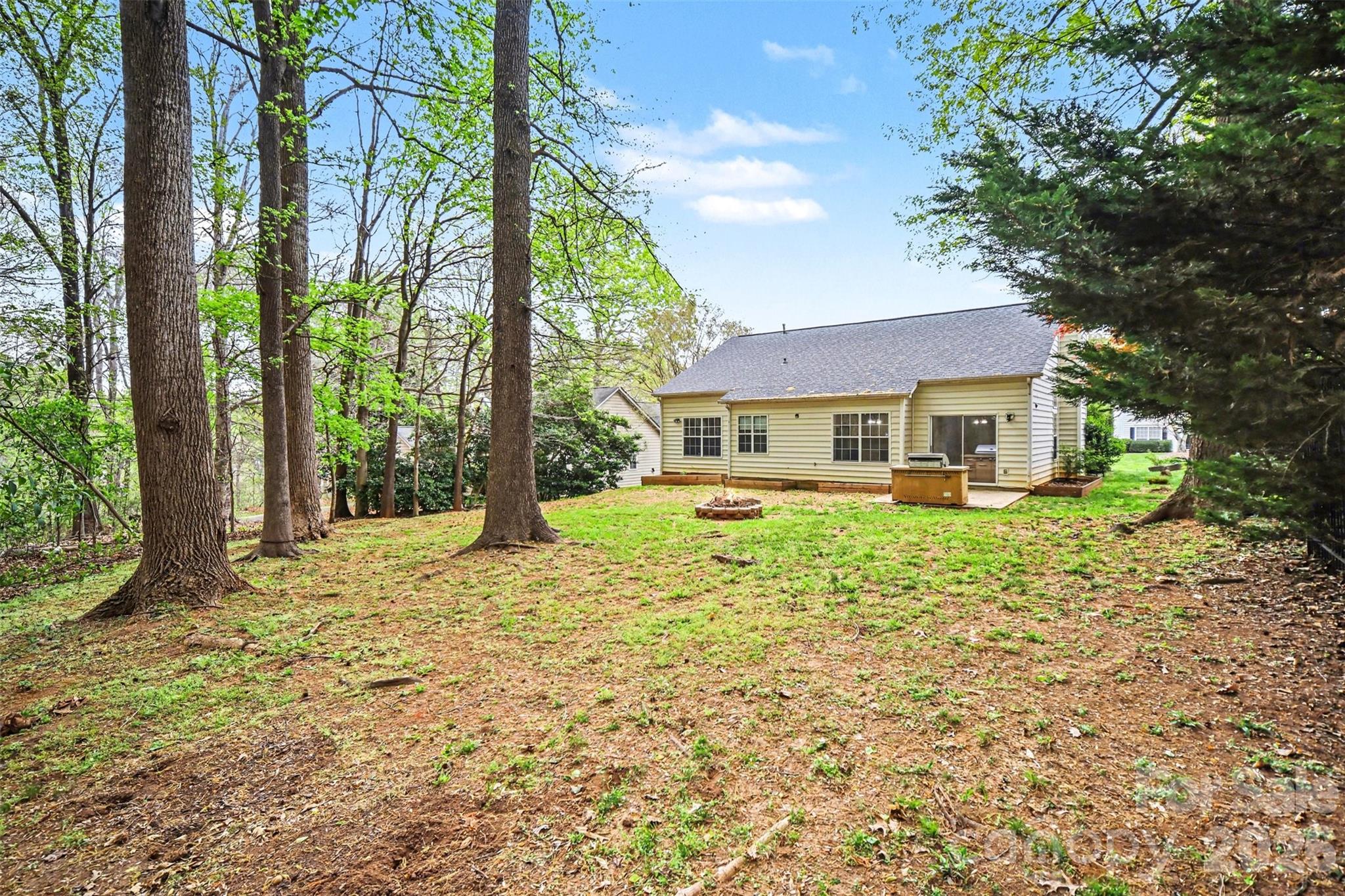 5806 Pennycross Lane — Charlotte
