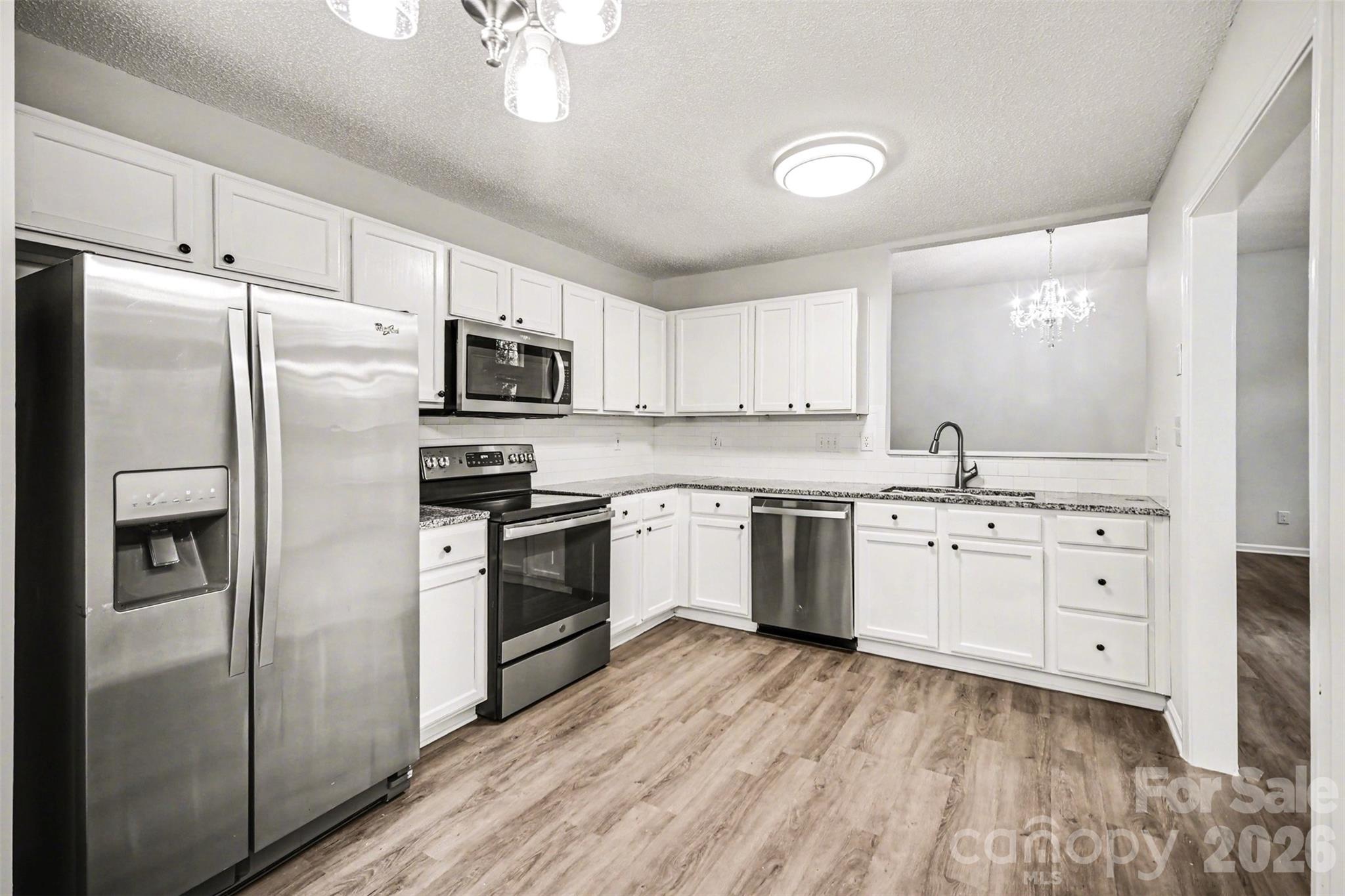 5806 Pennycross Lane — Charlotte