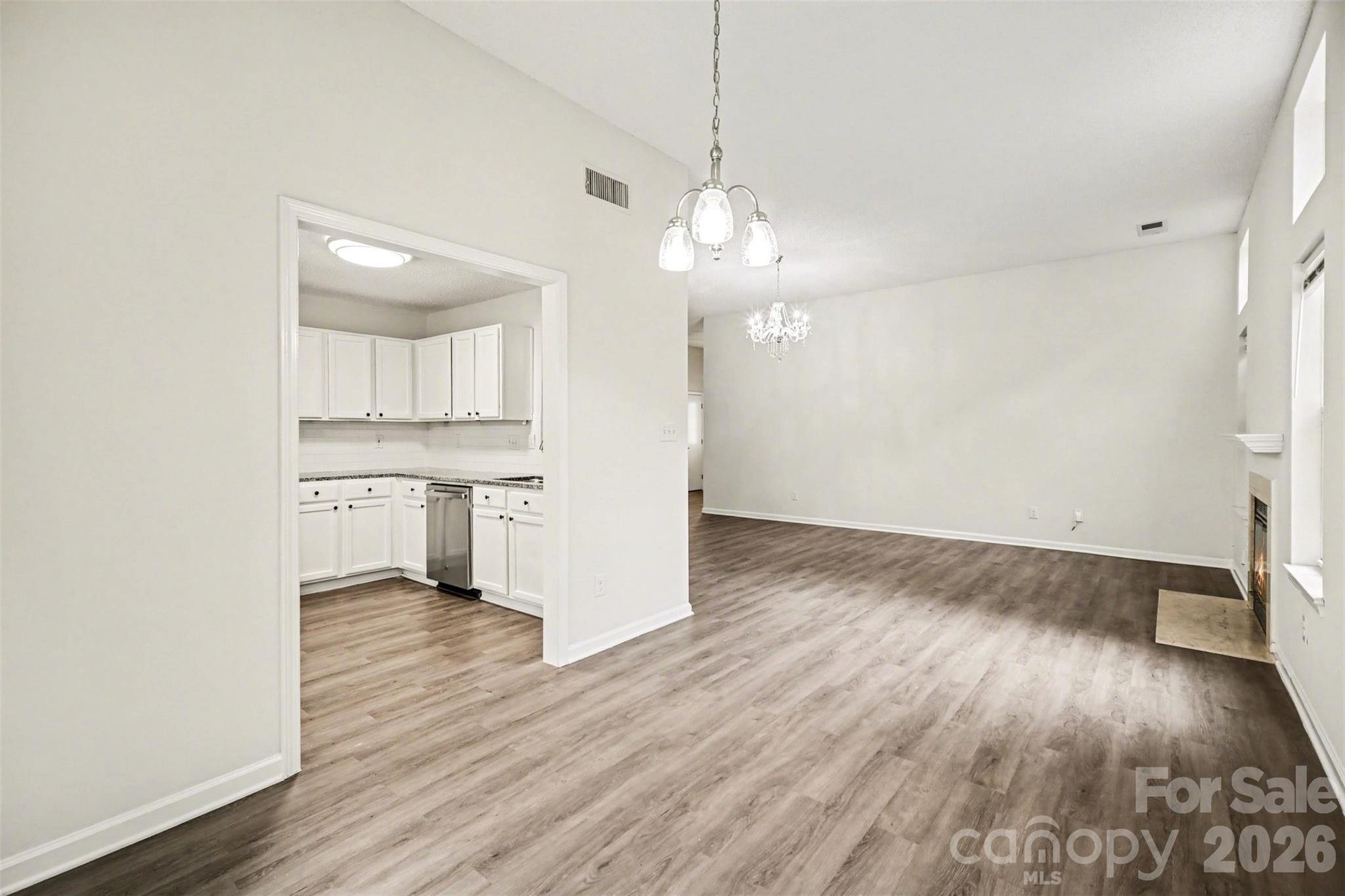 5806 Pennycross Lane — Charlotte