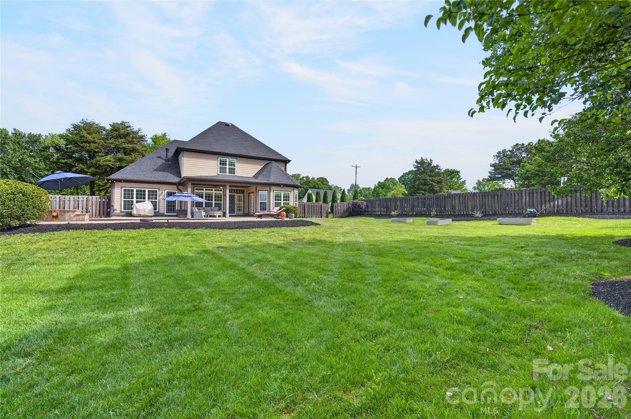 103 Webbed Foot Road — Mooresville