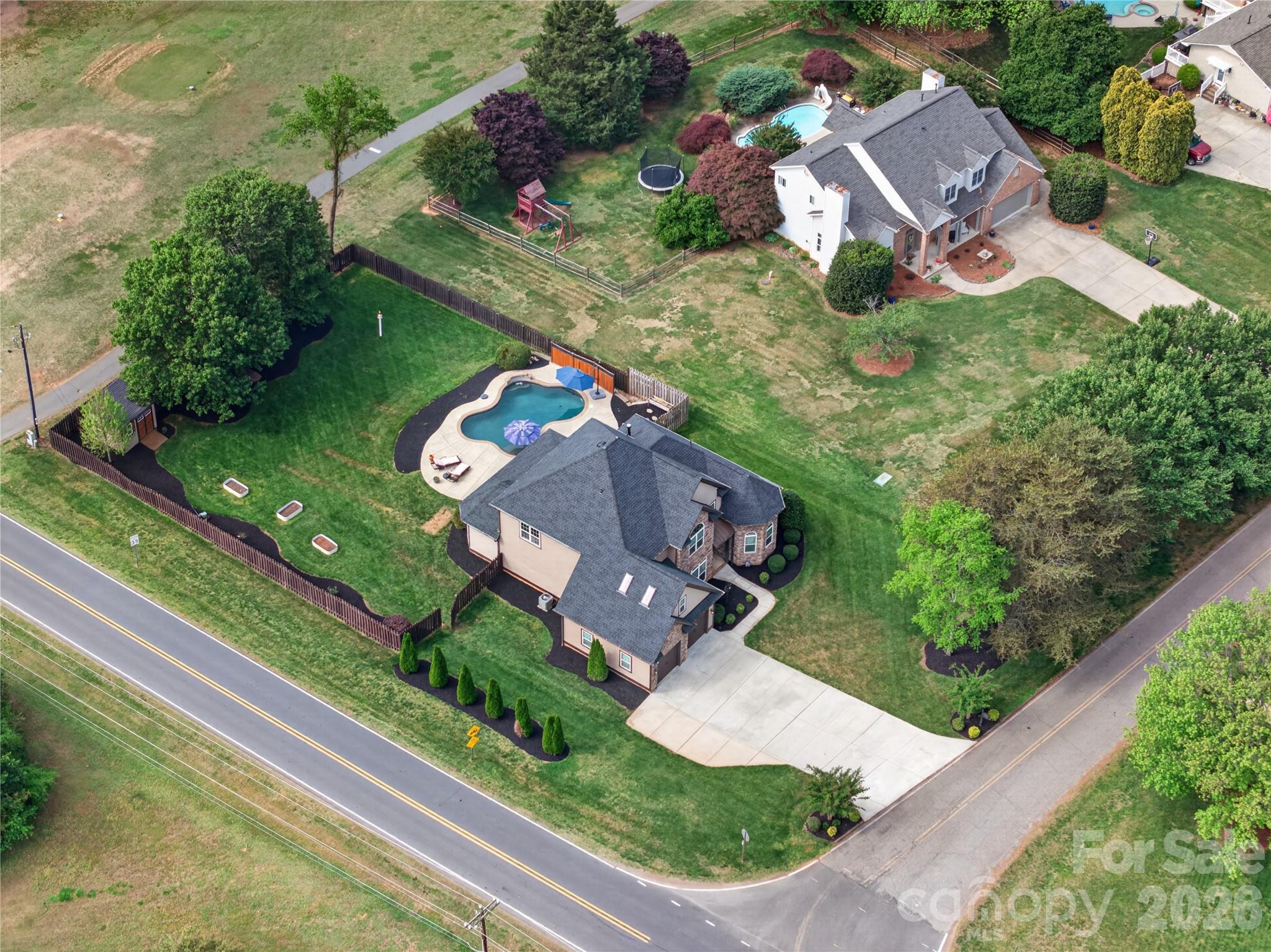 103 Webbed Foot Road — Mooresville