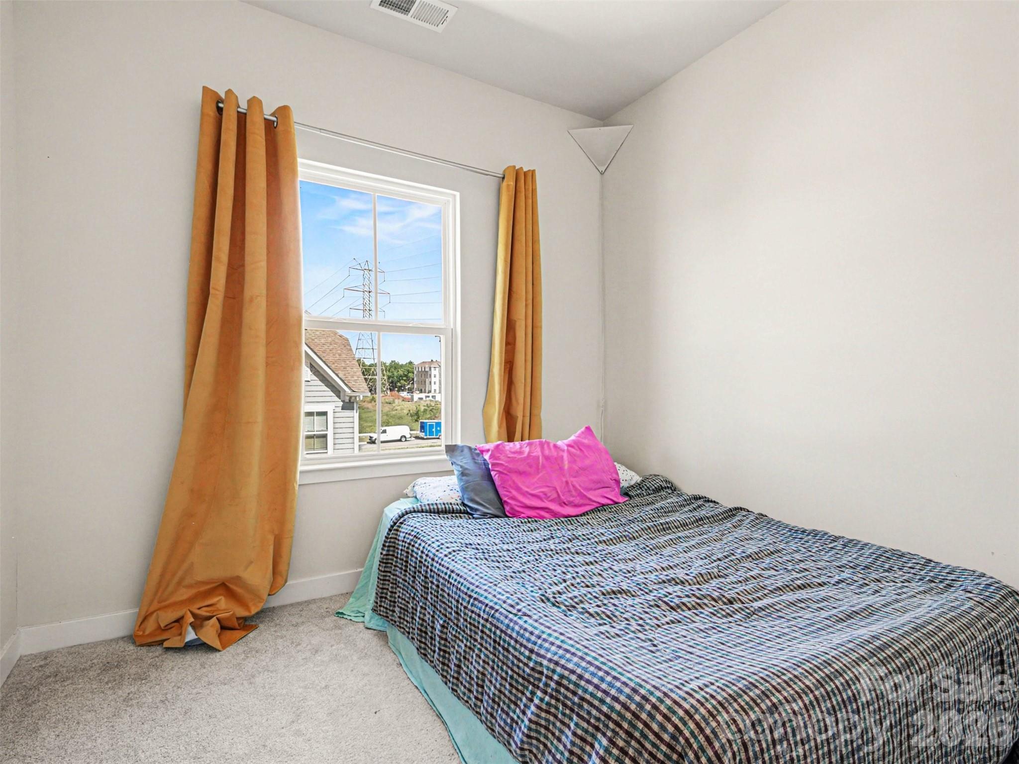 1419 Newell Towns Lane — Charlotte