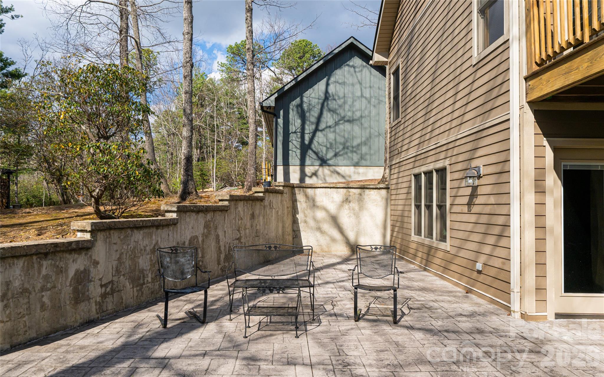 82 Red Mulberry Drive — Zirconia