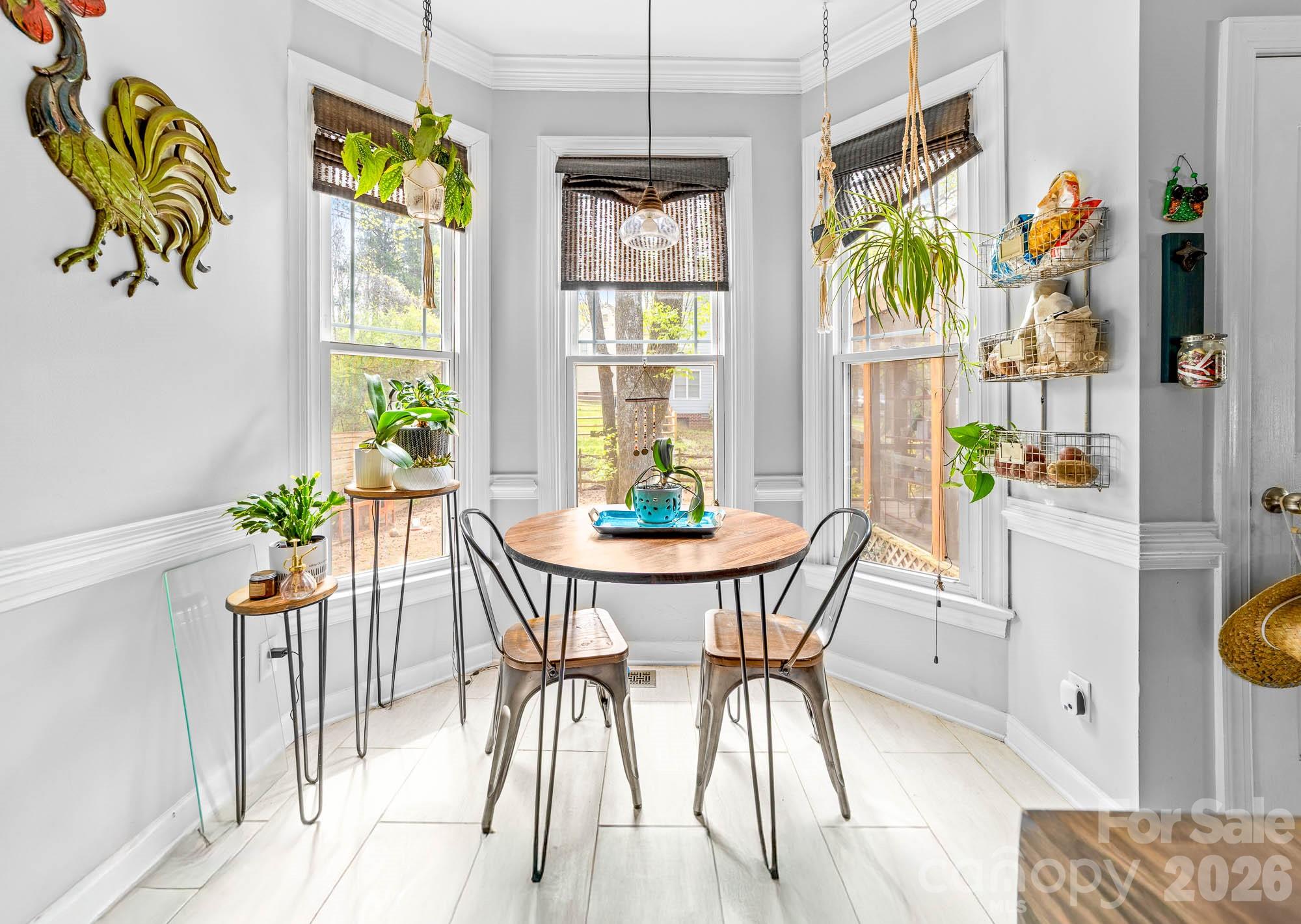9907 Davis Lake Parkway — Charlotte