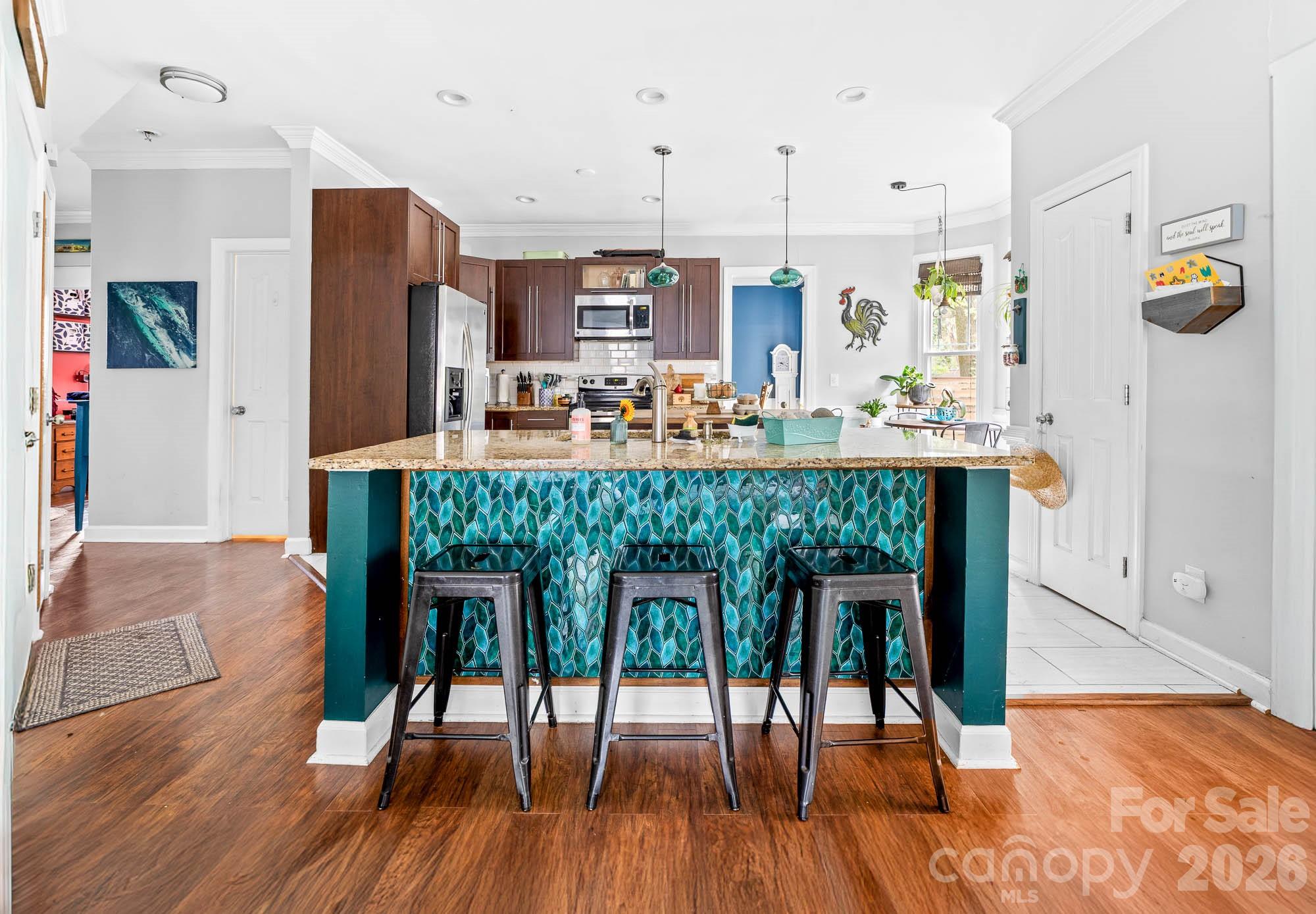 9907 Davis Lake Parkway — Charlotte