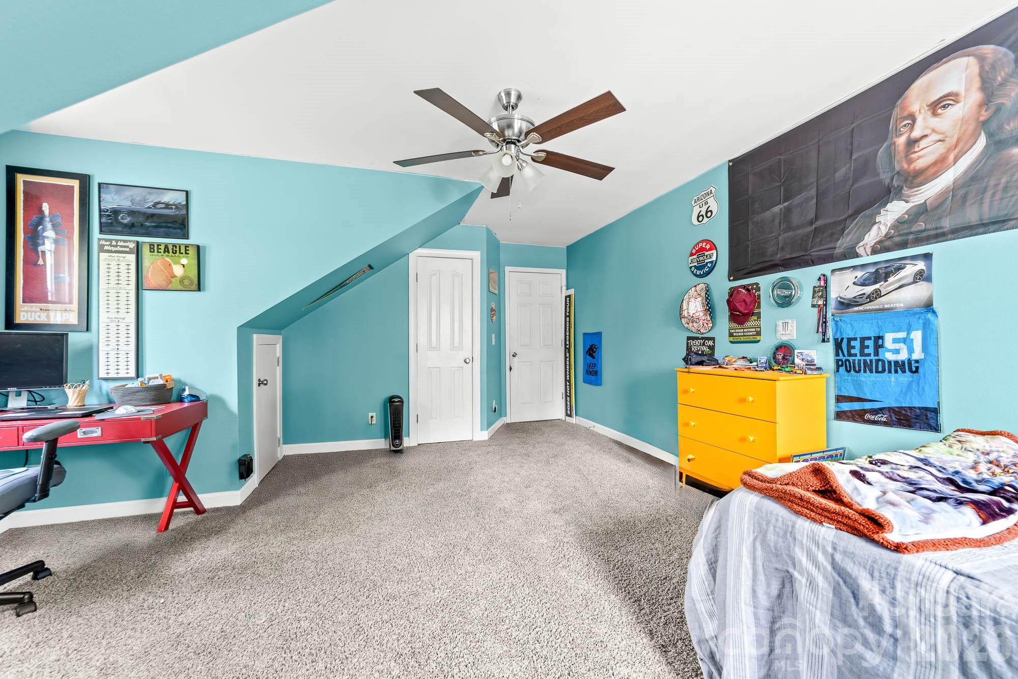 9907 Davis Lake Parkway — Charlotte