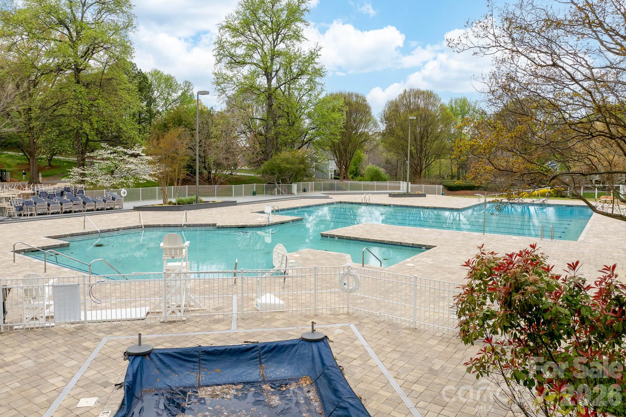 9907 Davis Lake Parkway — Charlotte