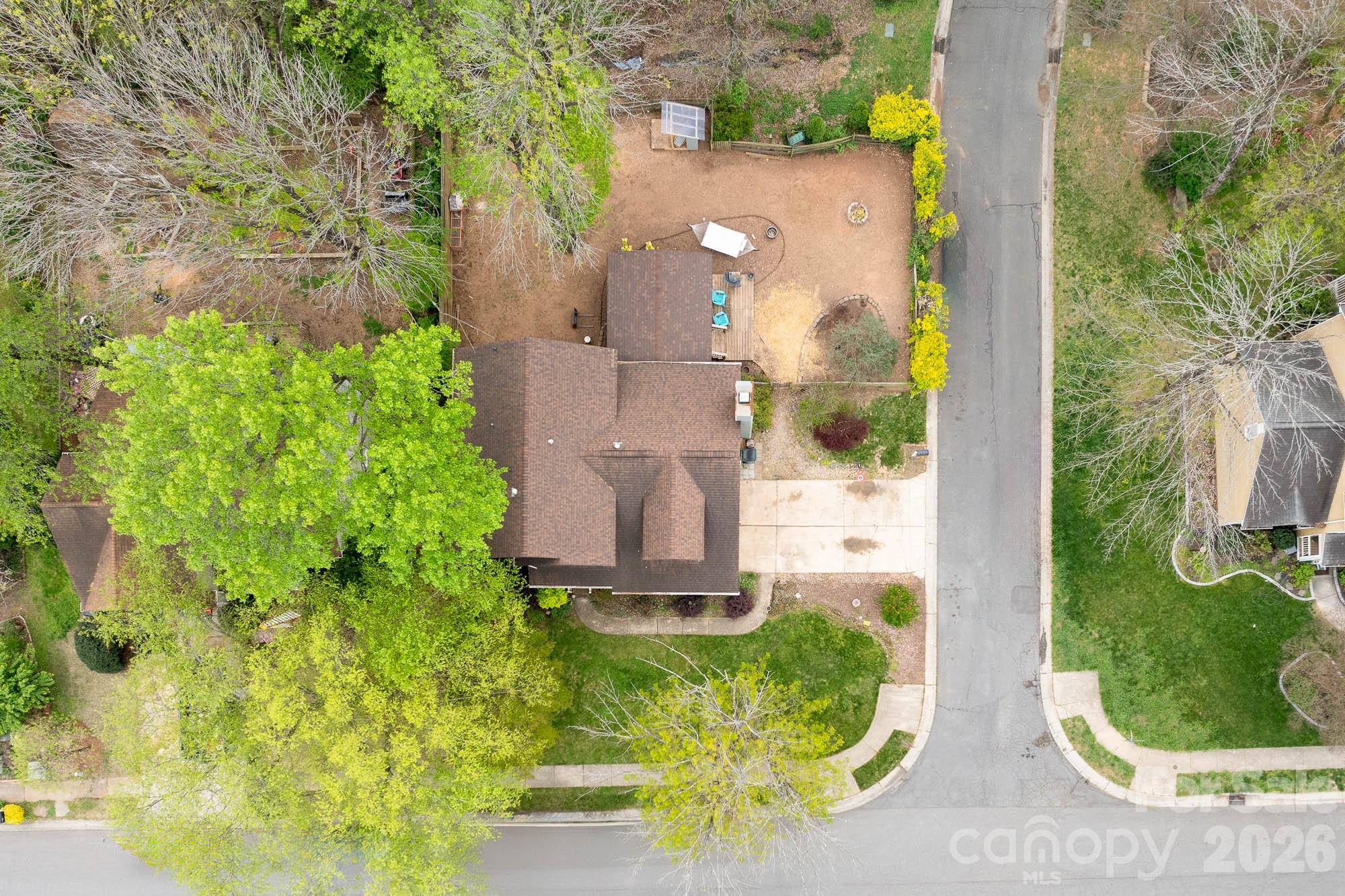 9907 Davis Lake Parkway — Charlotte