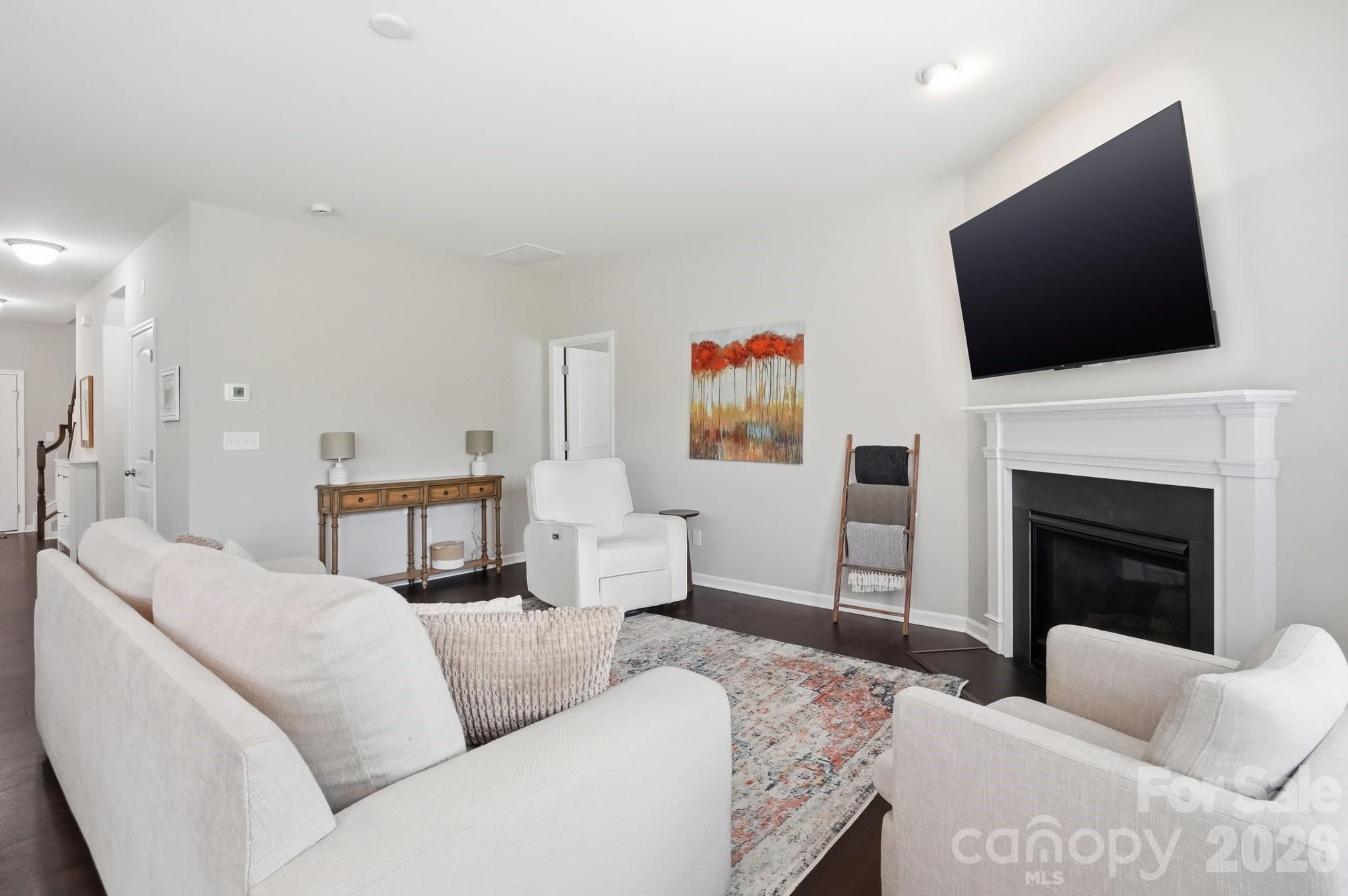 1529 Taryn Lane — Clover