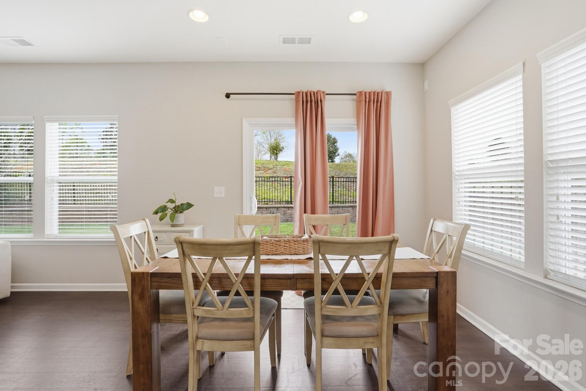 1529 Taryn Lane — Clover
