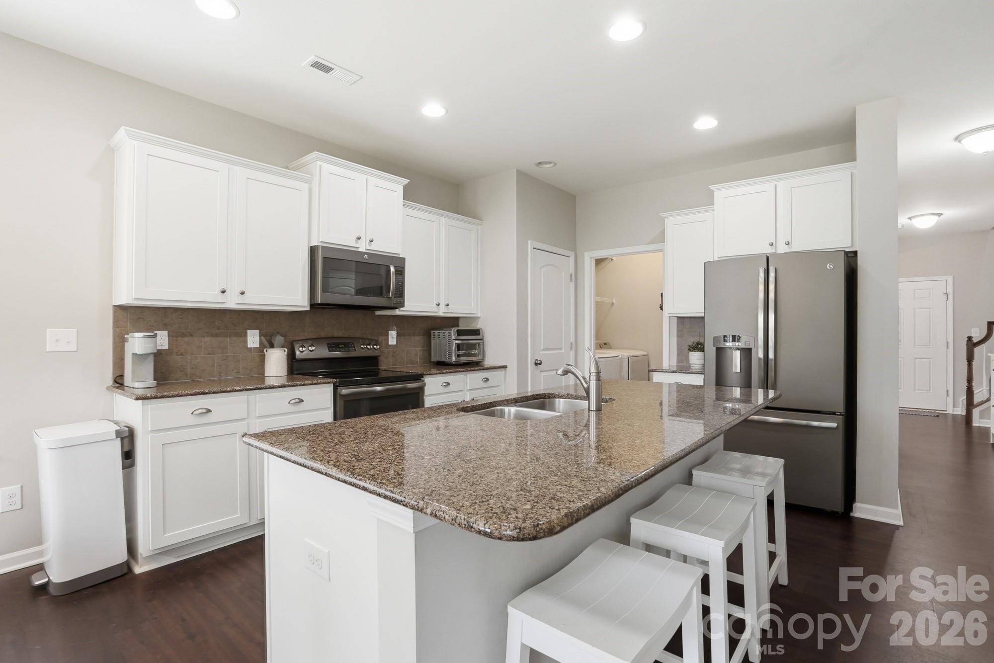 1529 Taryn Lane — Clover