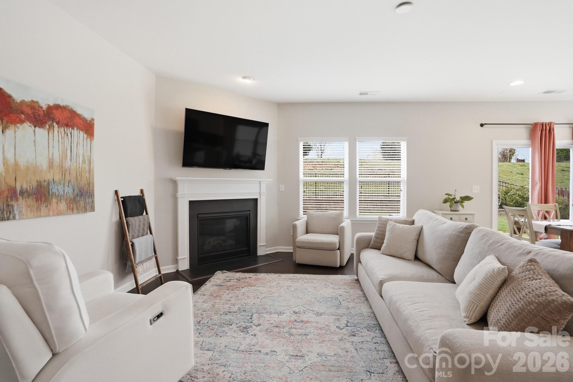 1529 Taryn Lane — Clover
