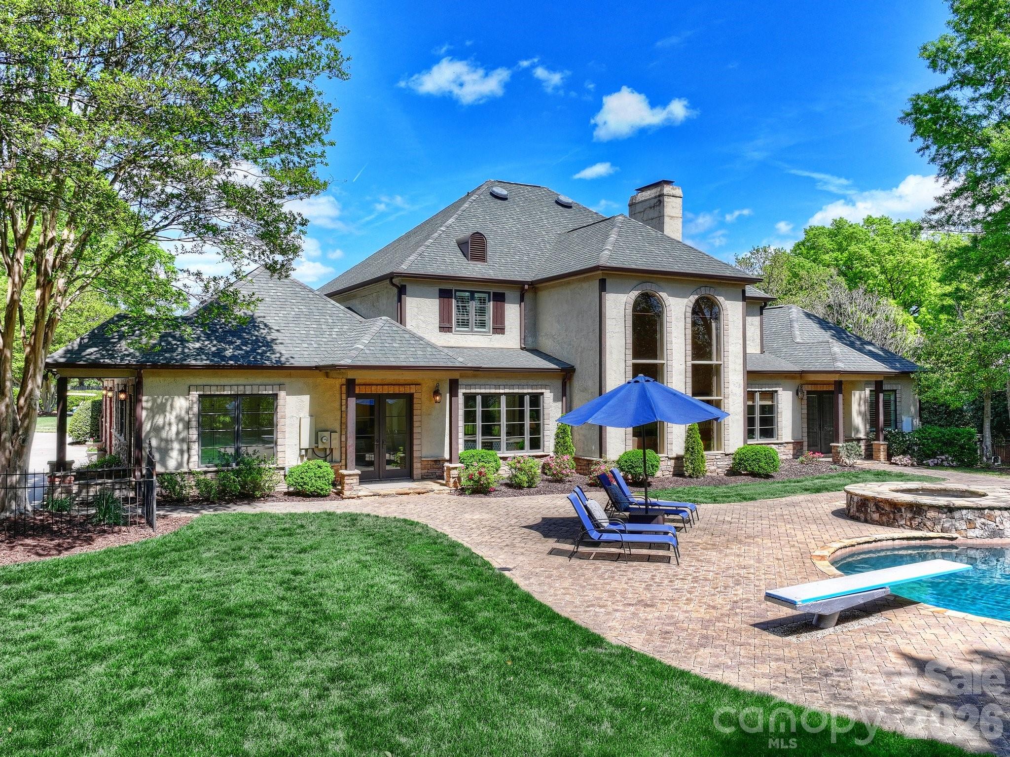 4330 Carmel Valley Road — Charlotte