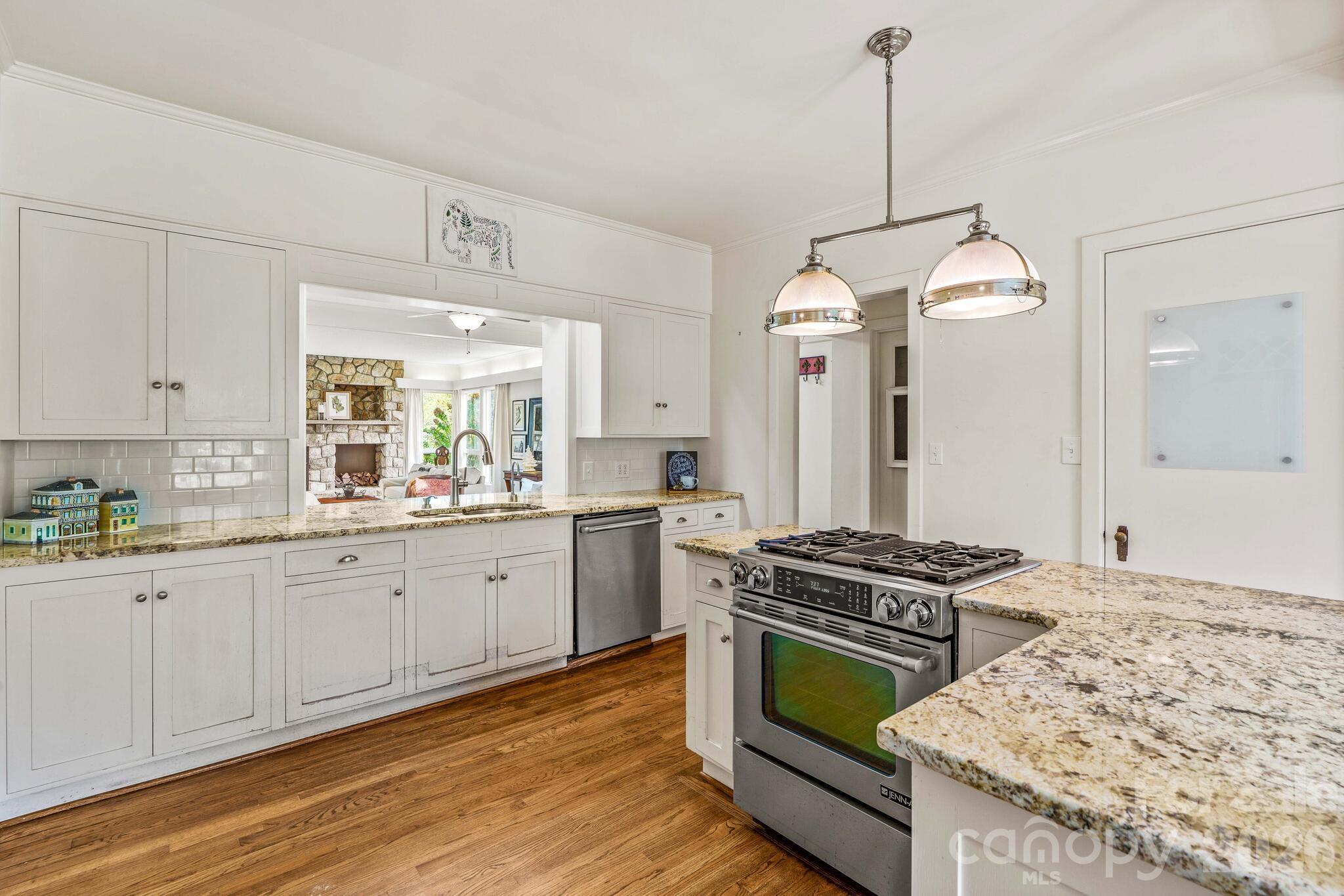 725 Mocksville Avenue — Salisbury