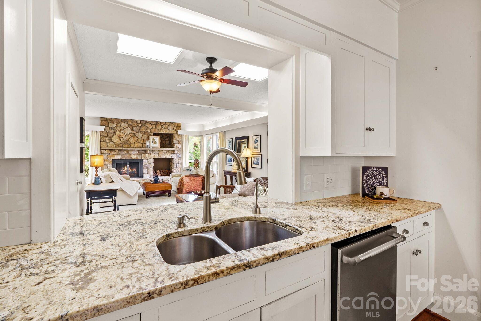 725 Mocksville Avenue — Salisbury