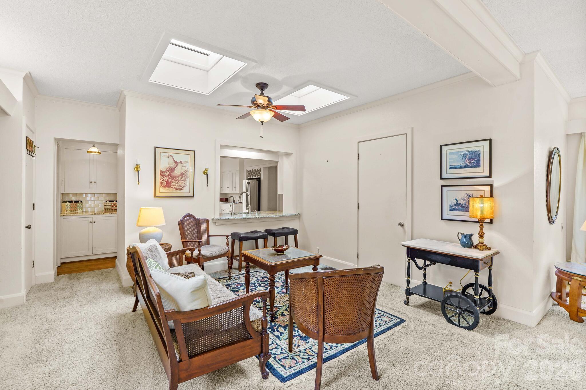 725 Mocksville Avenue — Salisbury