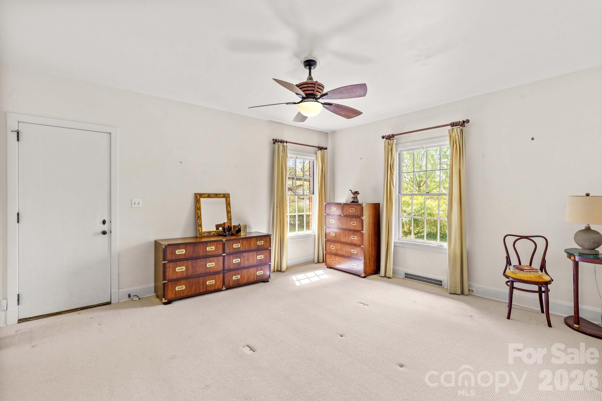 725 Mocksville Avenue — Salisbury