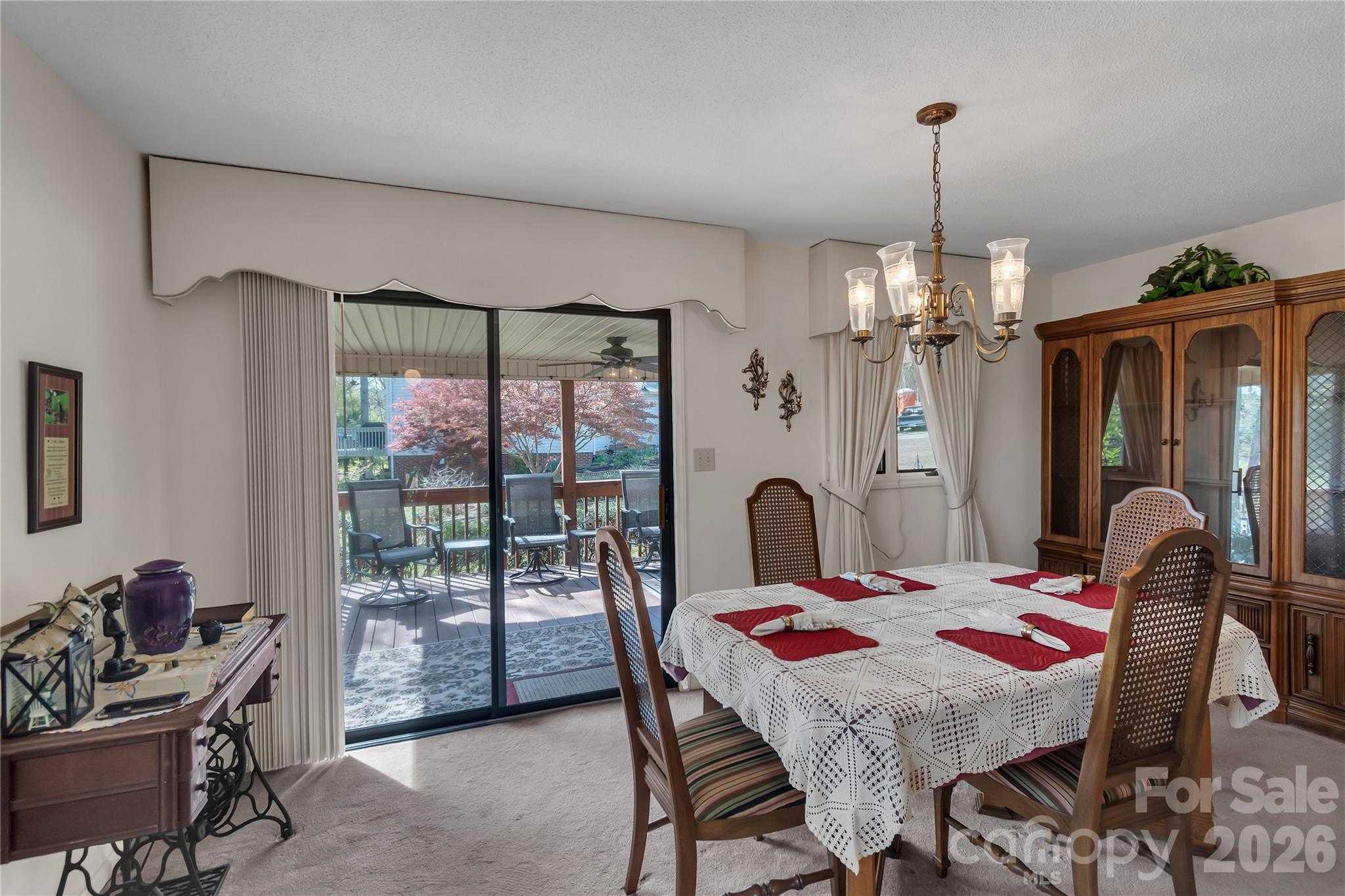 2912 Waterside Drive — Shelby