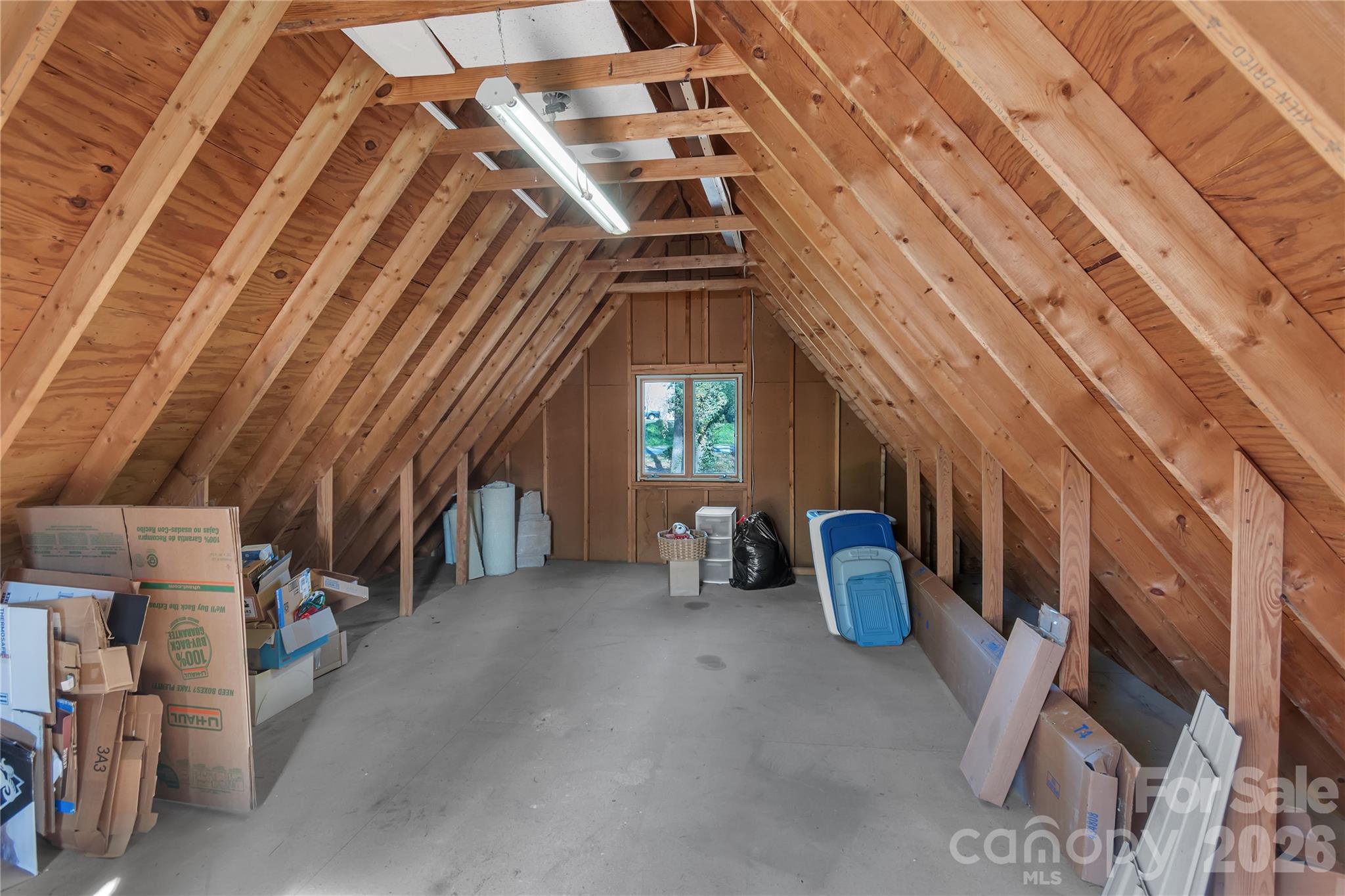 2912 Waterside Drive — Shelby