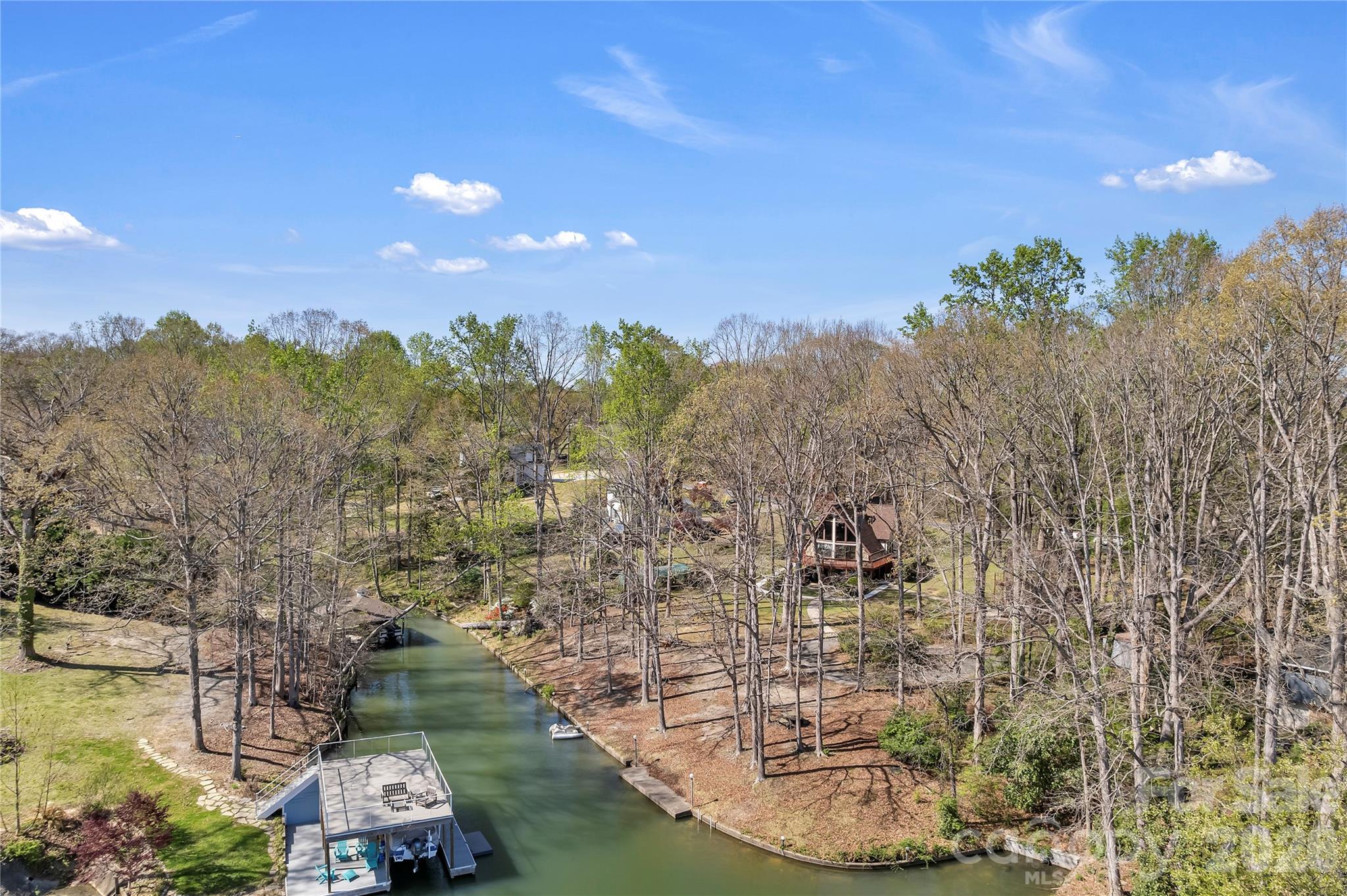 2912 Waterside Drive — Shelby