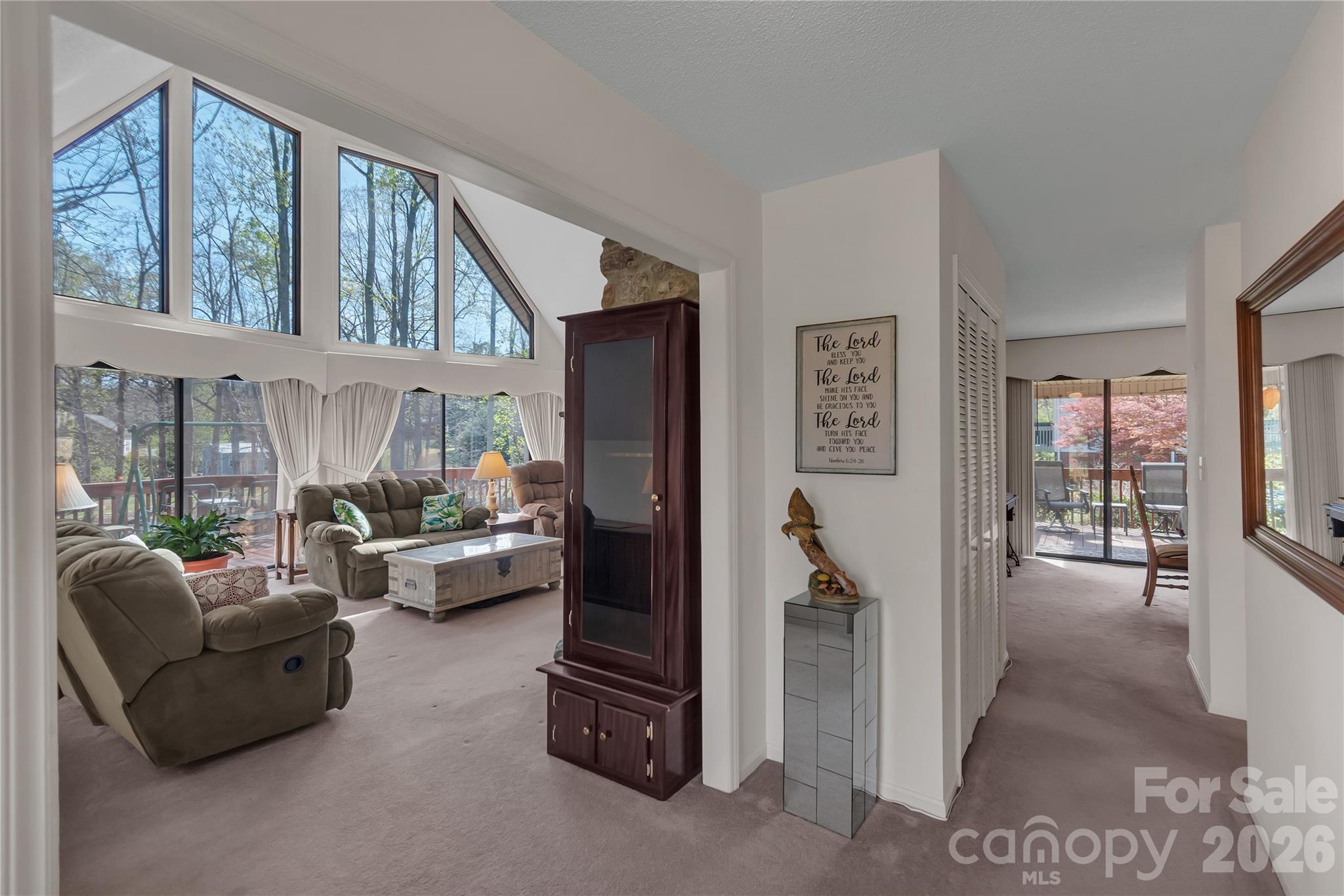 2912 Waterside Drive — Shelby