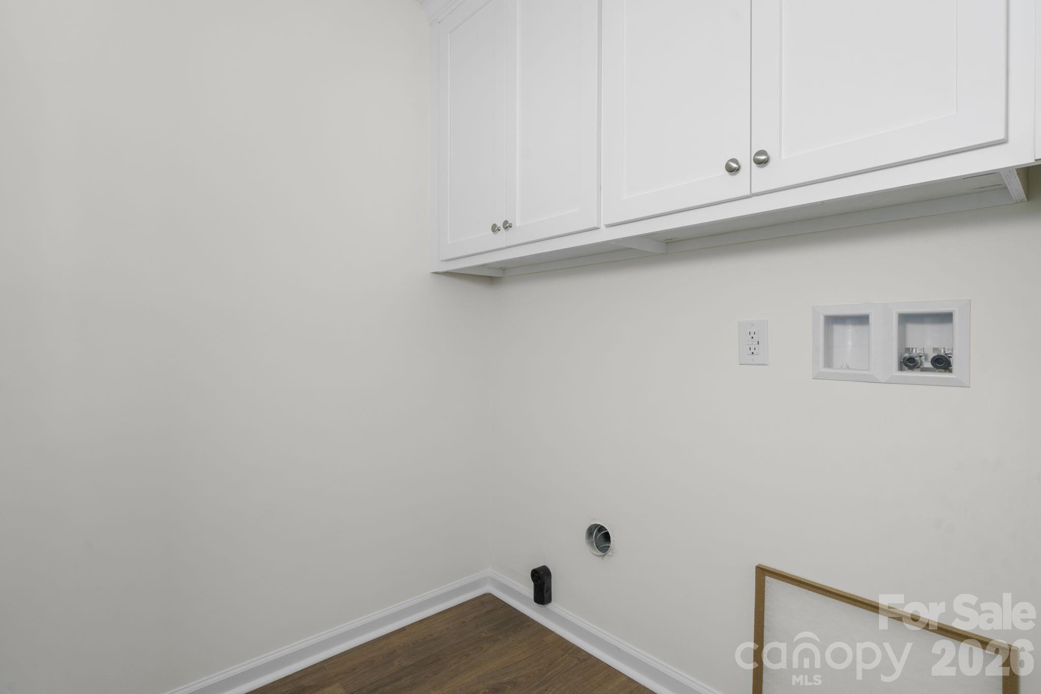 102 Kitchings Drive — Valdese