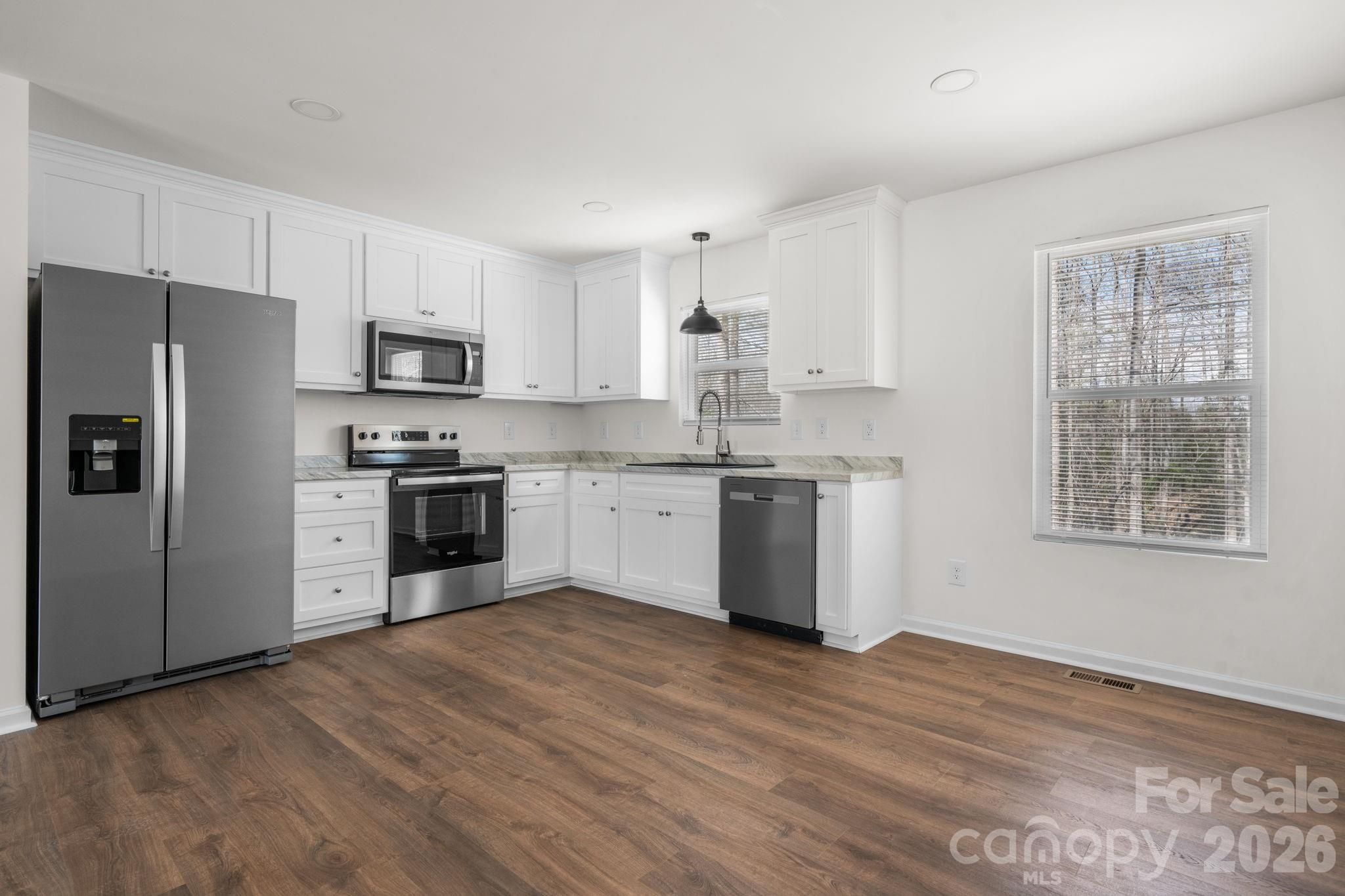 102 Kitchings Drive — Valdese