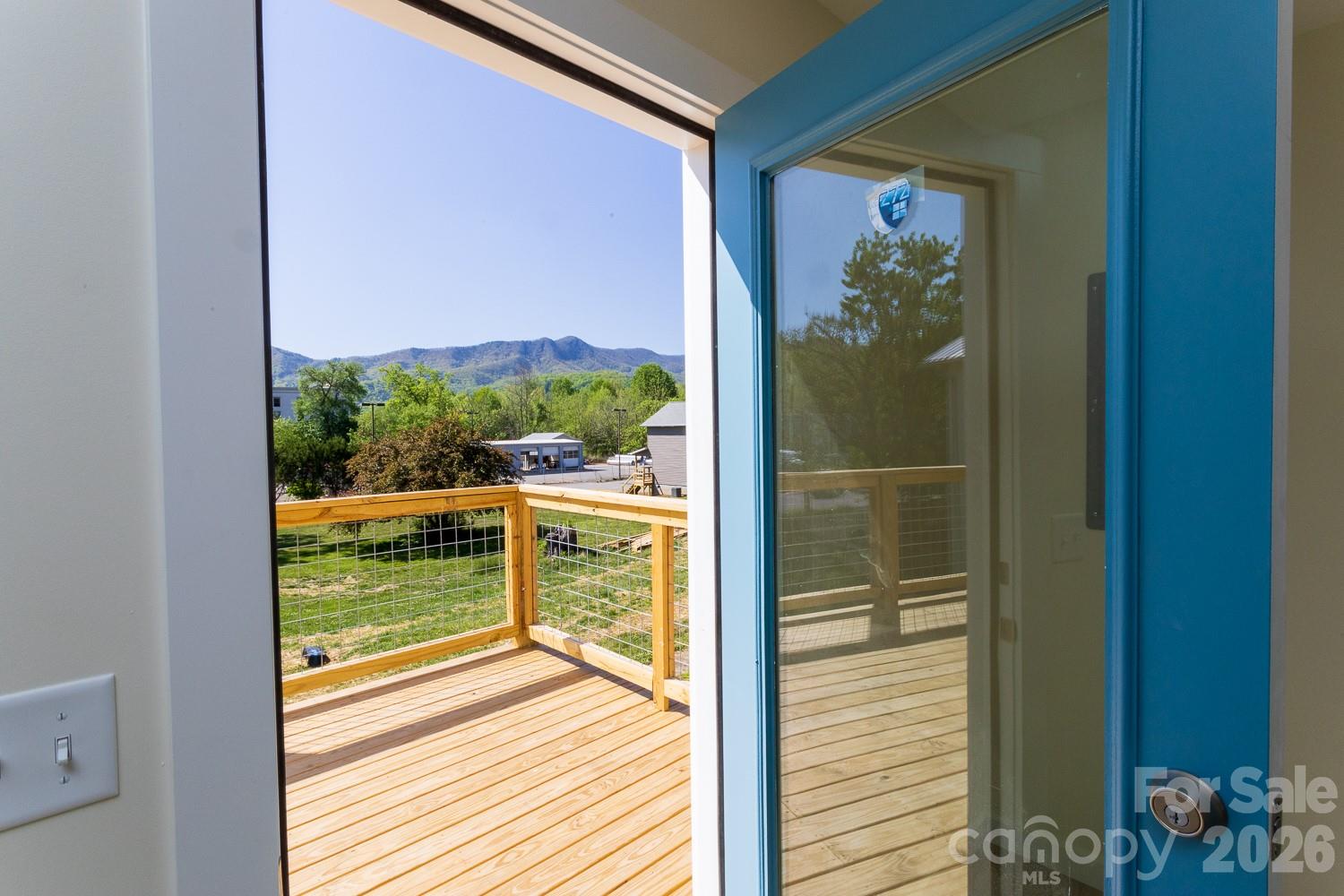 46 Vance Avenue — Black Mountain