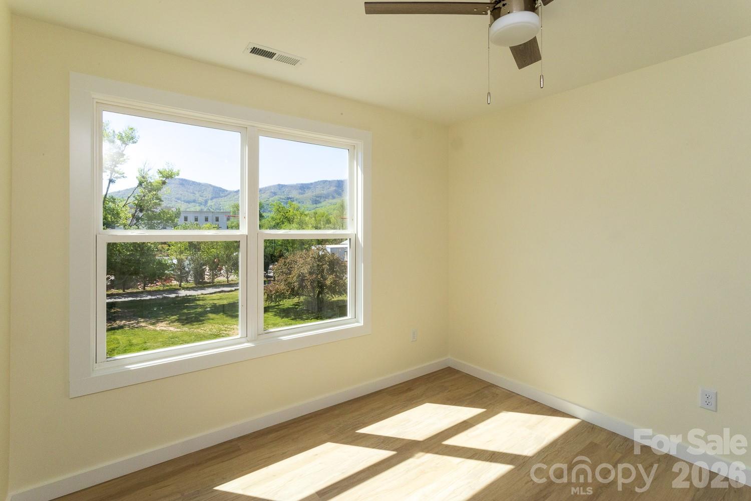46 Vance Avenue — Black Mountain
