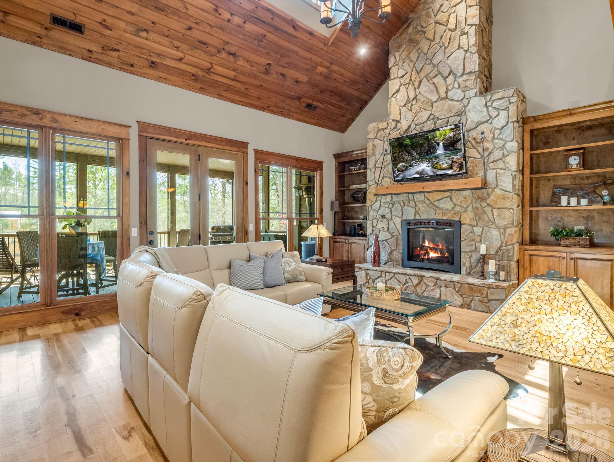 27 Anchor Drive — Nebo