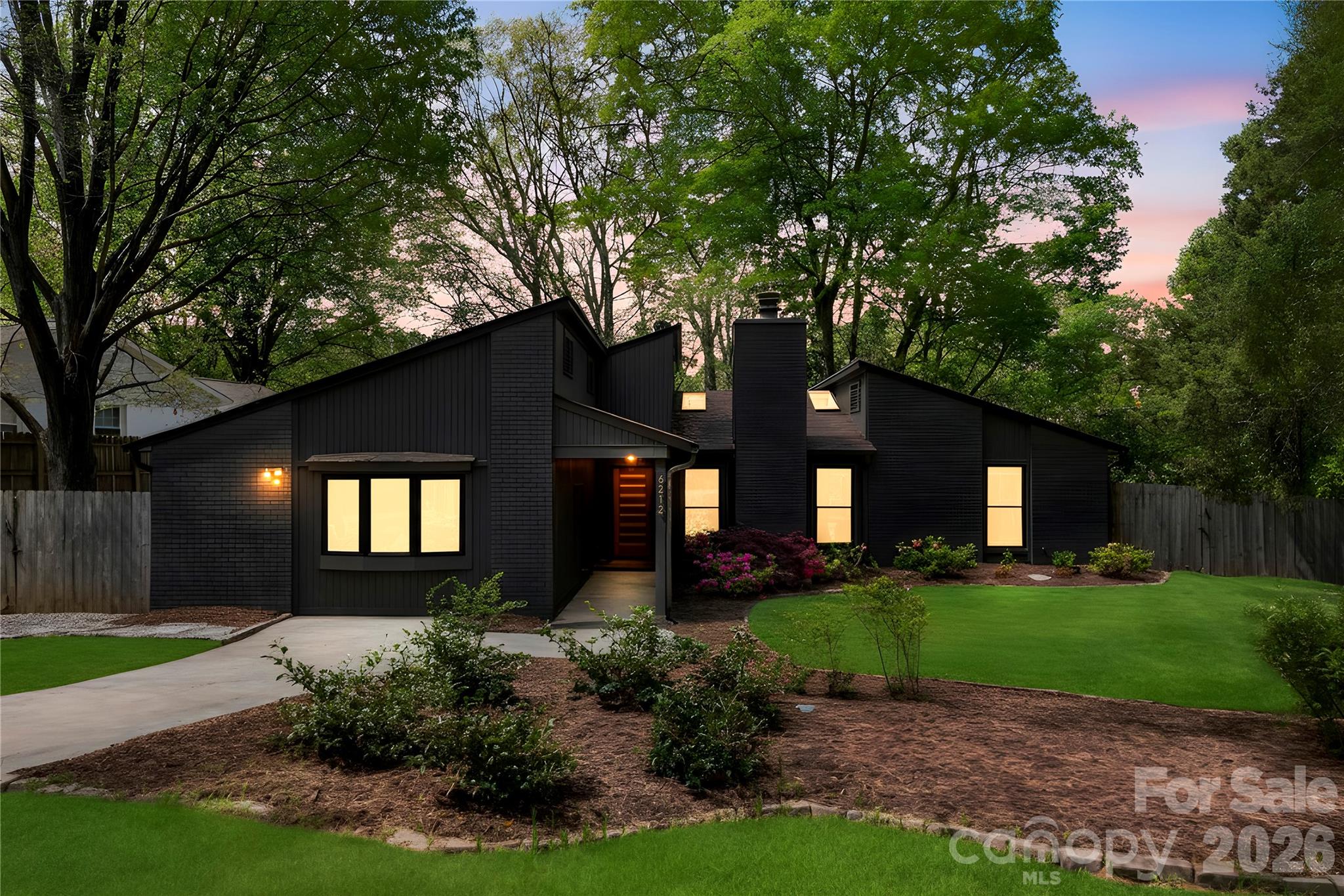 6212 Sellars Court — Charlotte