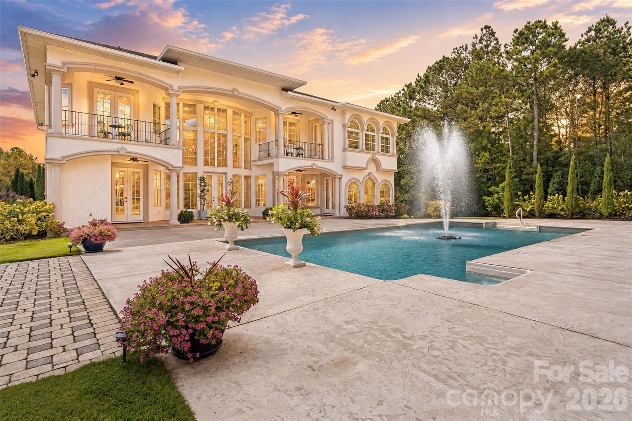 220 Fincher Road — Pauline