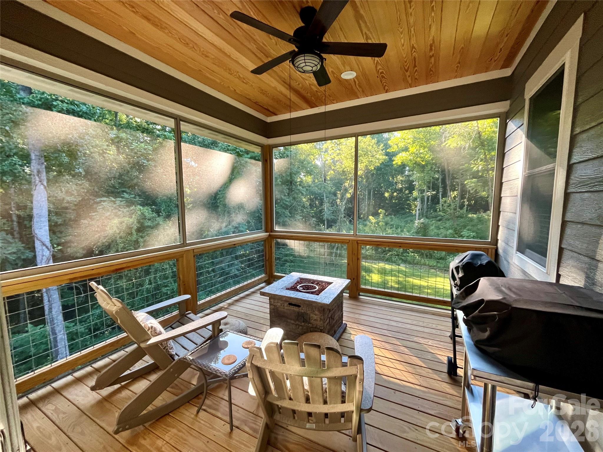 14 Cider Hill Lane — Hendersonville