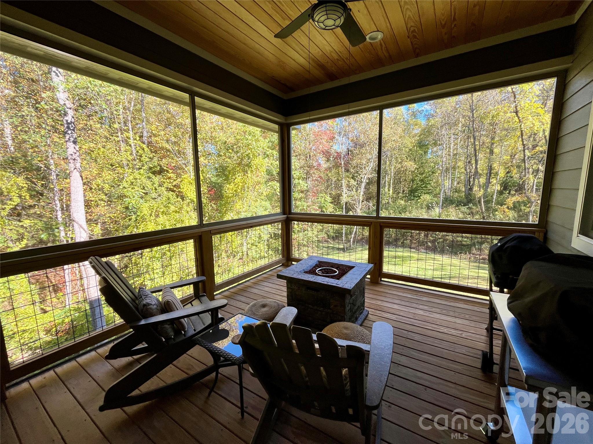 14 Cider Hill Lane — Hendersonville