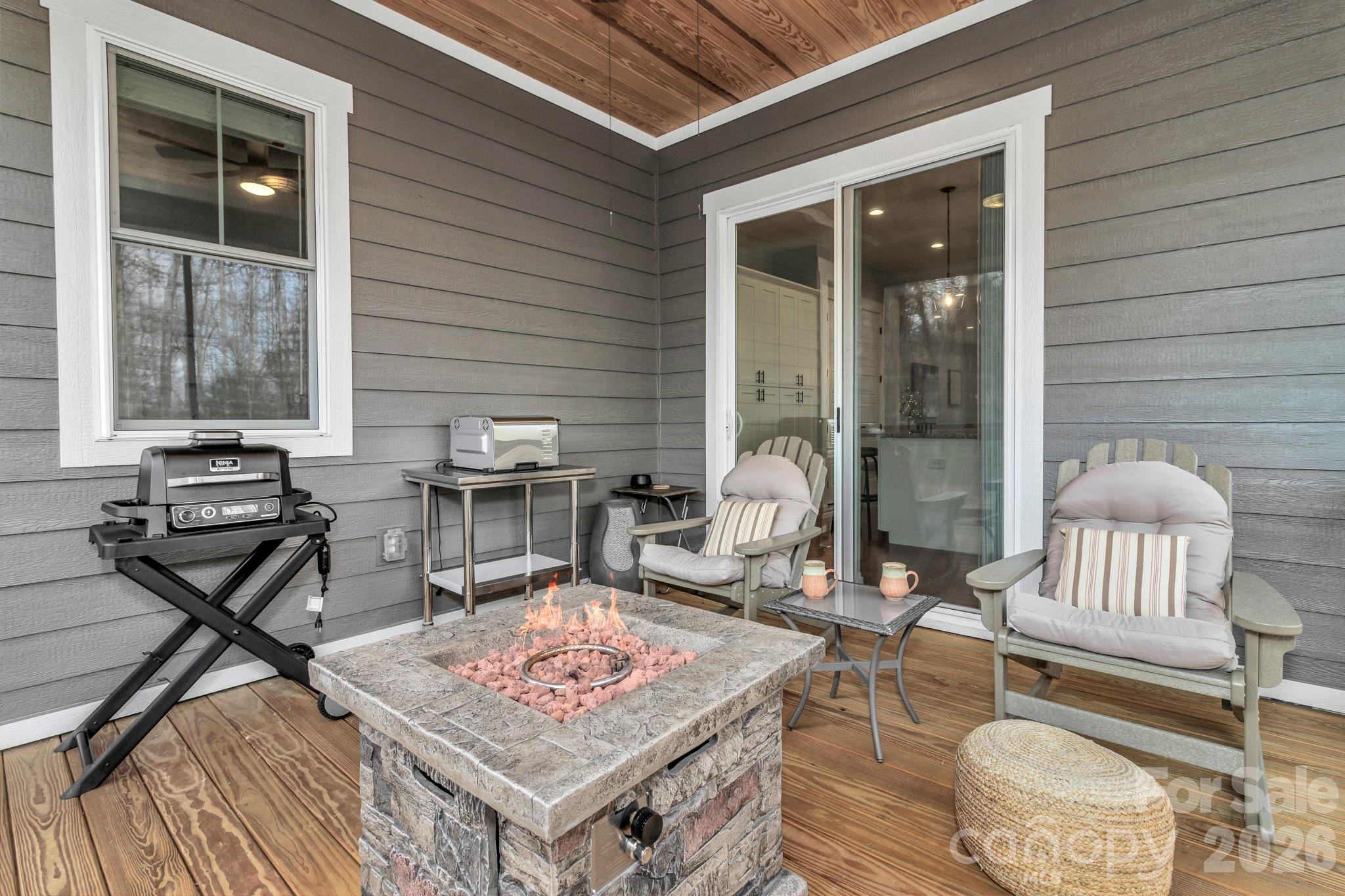 14 Cider Hill Lane — Hendersonville